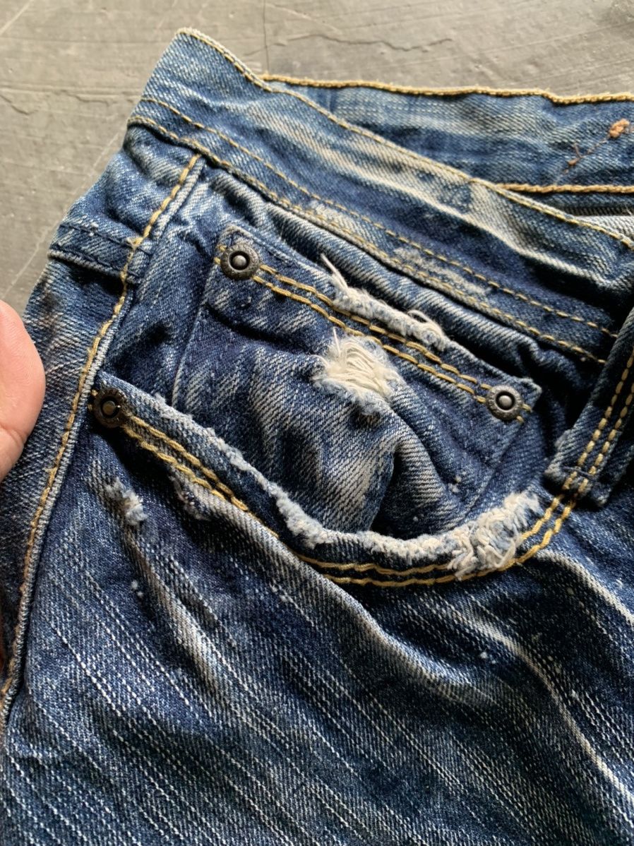 Japanese Brand vintage buckle back jeans sick washed distressed Size US 35 - 8 Thumbnail