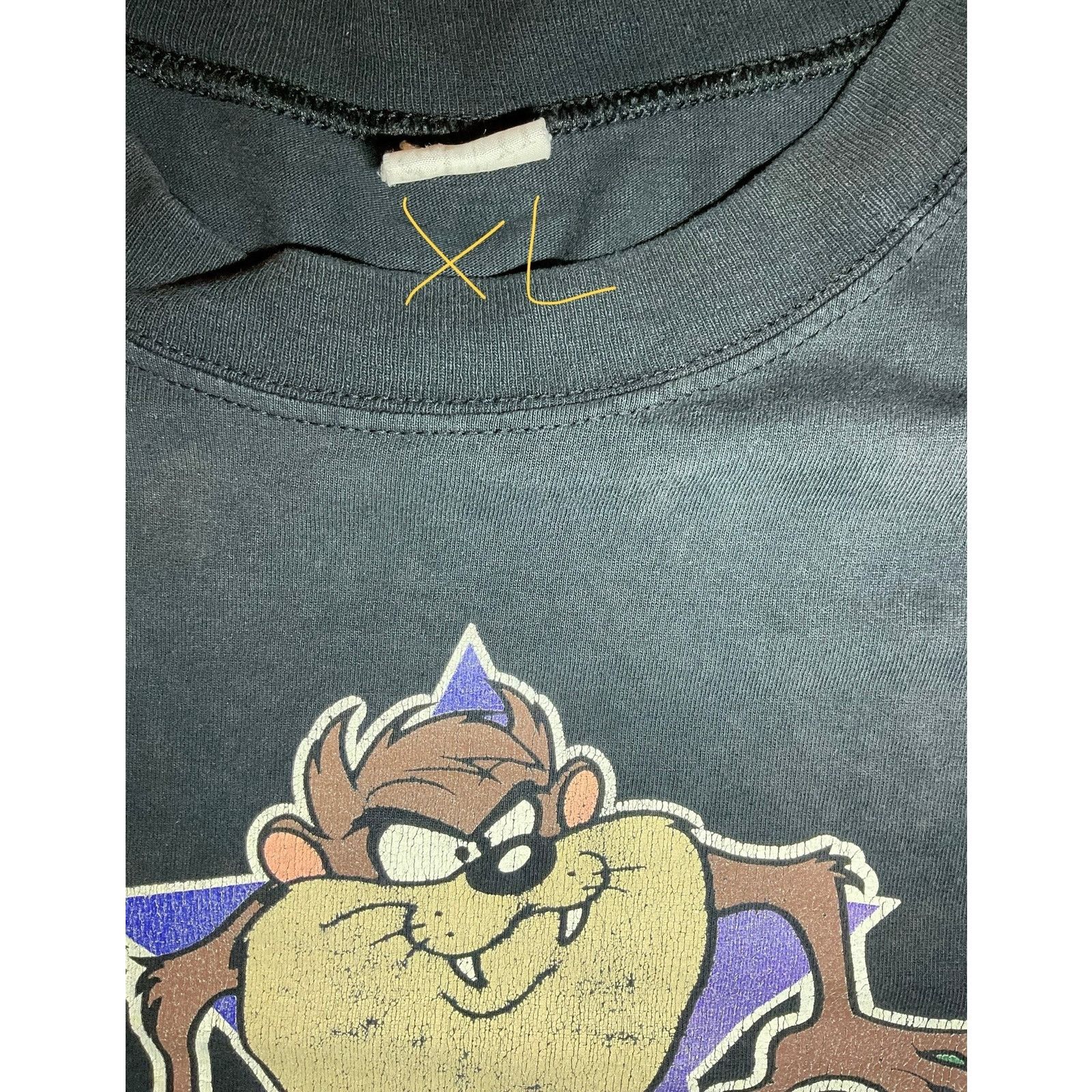 Other 🌀 Vintage 1994 Taz x Looney Tunes Tee (XL) Size US XL / EU 56 / 4 - 3 Thumbnail