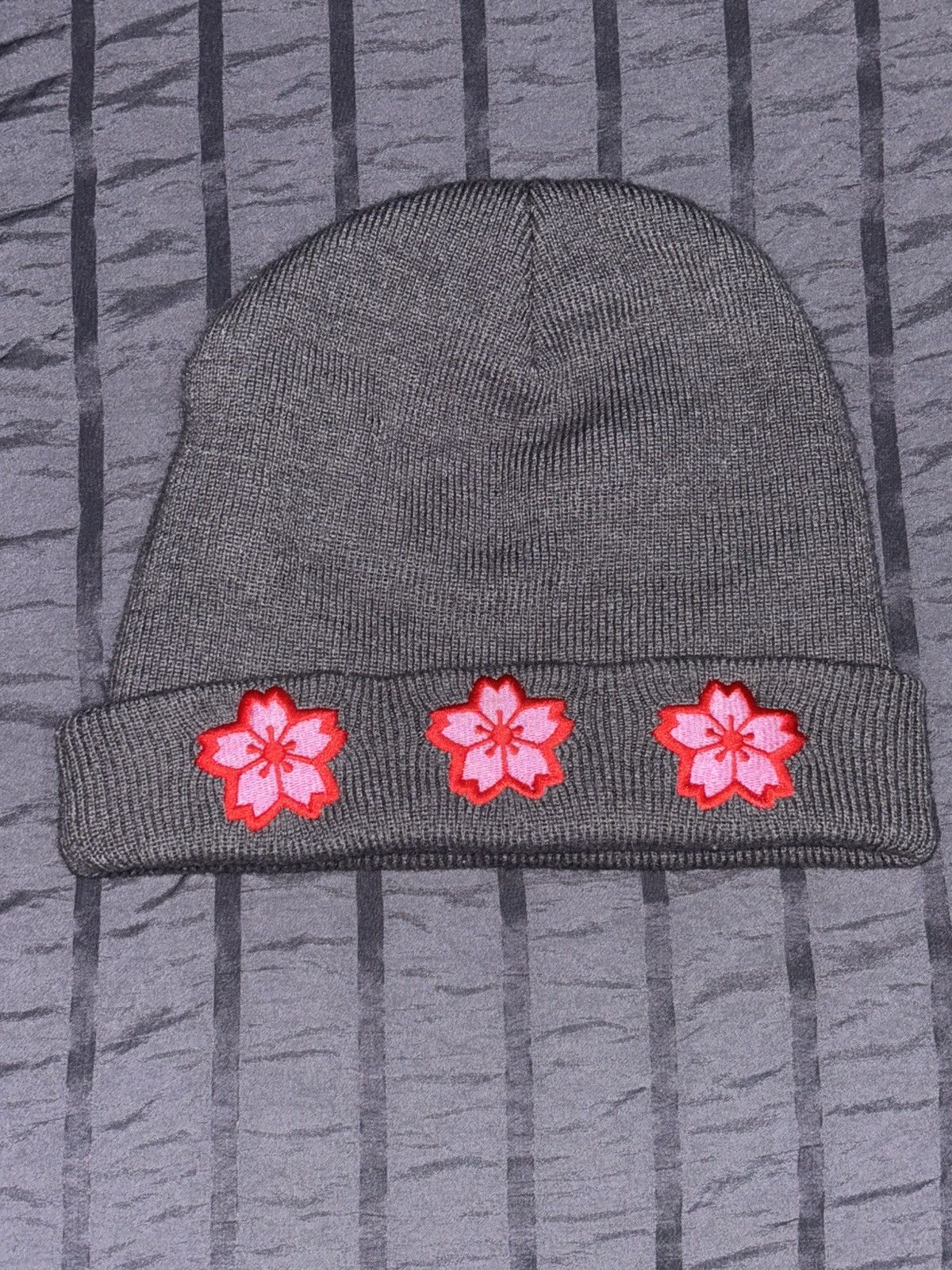 Japanese Brand LIKESUSHI Pink Beanie 🍣 Size ONE SIZE - 1 Thumbnail