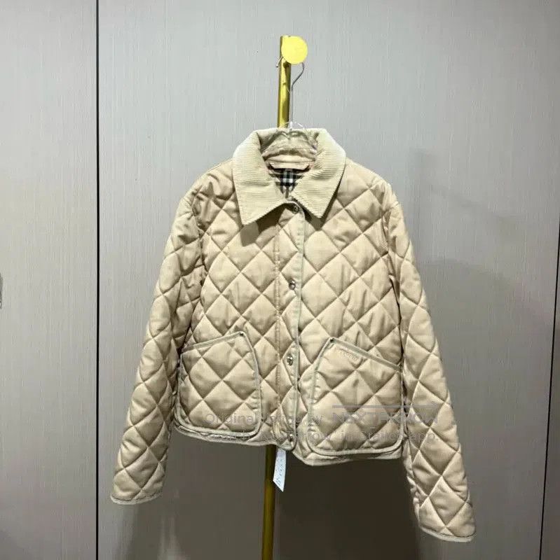 Burberry Burberry Khaki Cotton Women's Quilted Jacket. Size L / US 10 / IT 46 - 1 Thumbnail