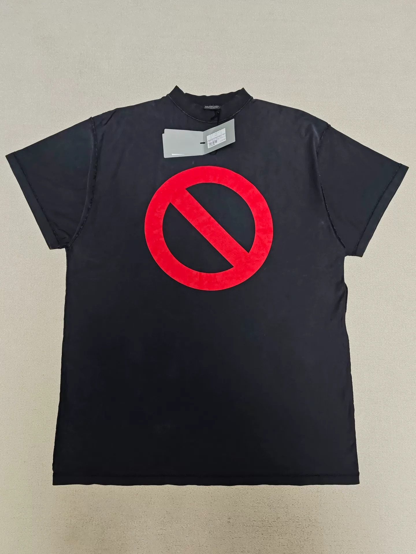 Balenciaga Balenciaga 24SS Bfrnd Band Distressed Tee Size US S / EU 44-46 / 1 - 1 Thumbnail