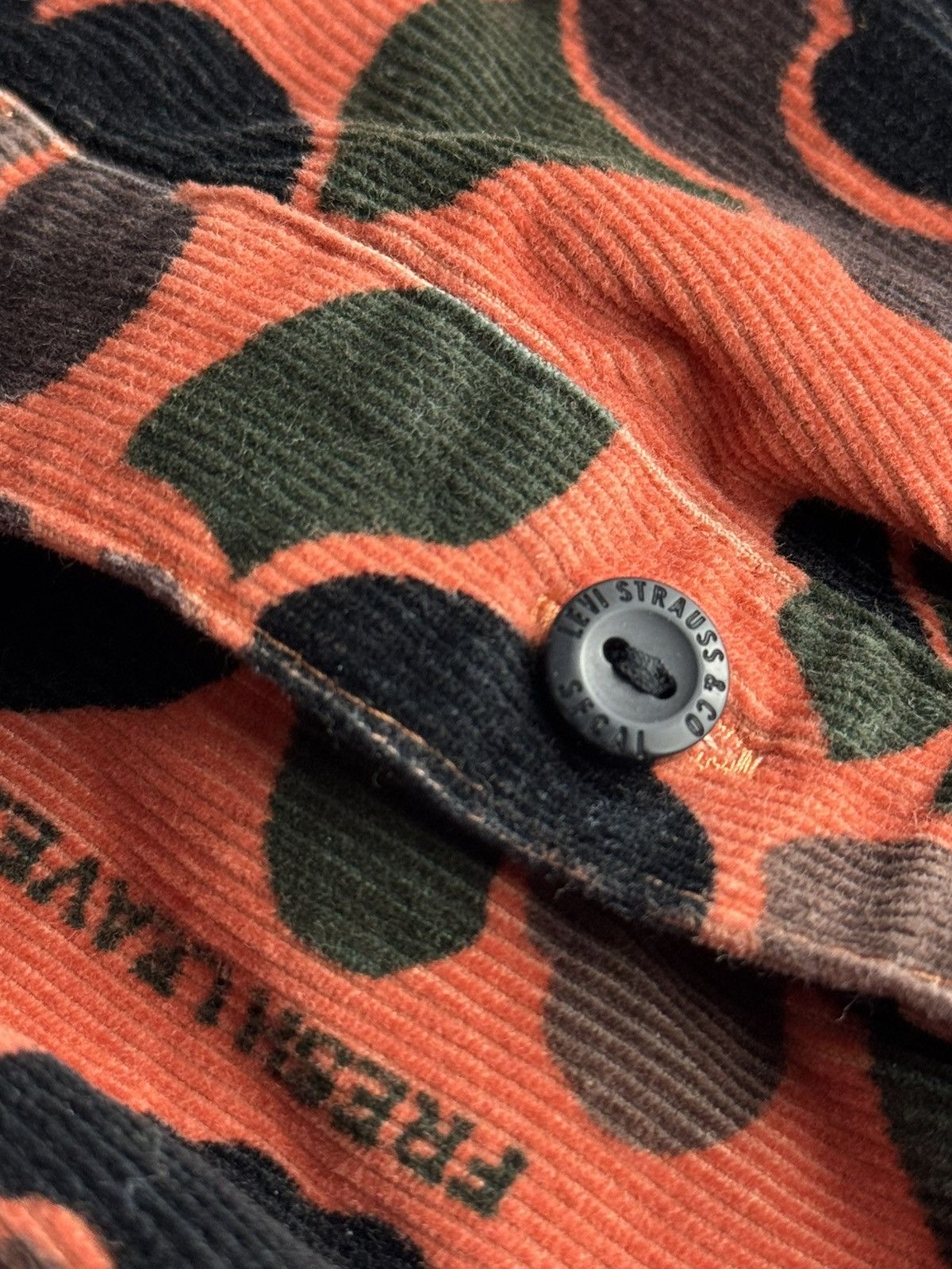 Levi's Levi’s x Justin Timberlake Camouflage Button Shirt Size US XL / EU 56 / 4 - 8 Thumbnail