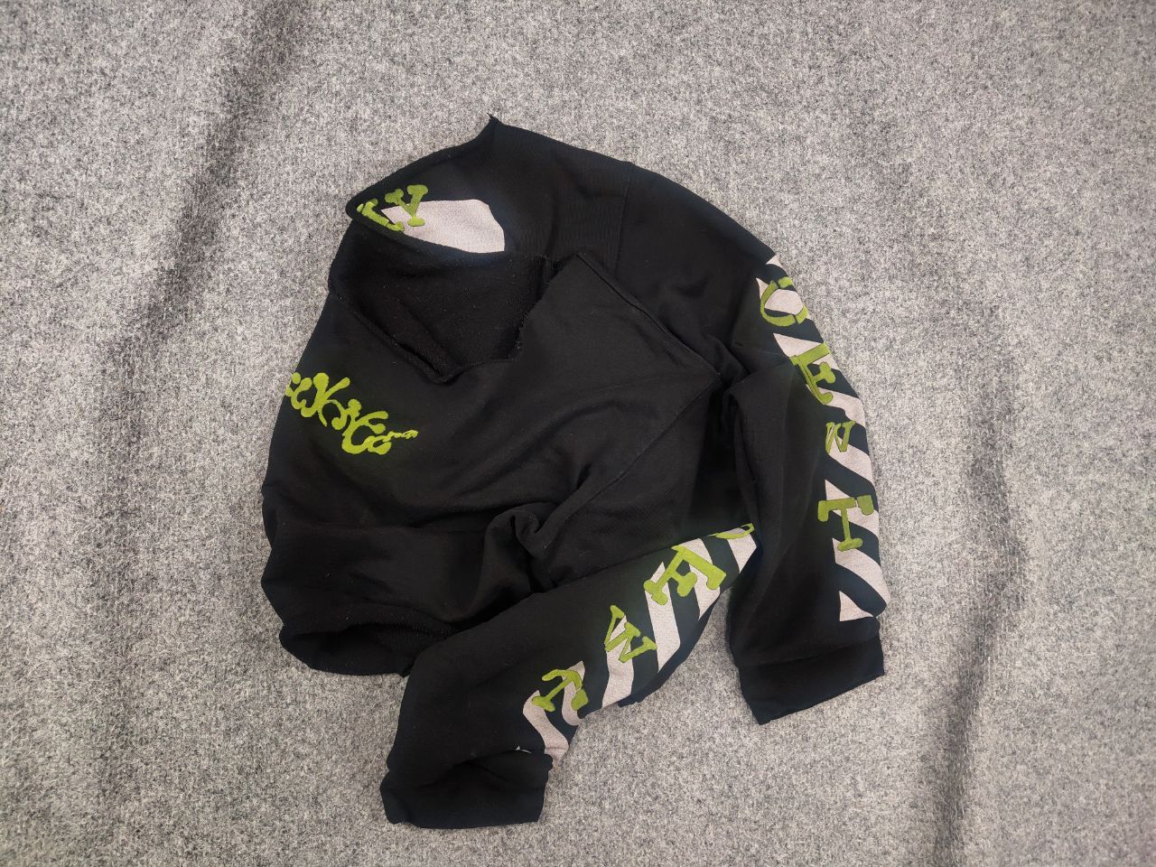 Vintage OFF-WHITE Opposite Arrow Handmad cropped sweatshirt crop top Size L / US 10 / IT 46 - 1 Thumbnail