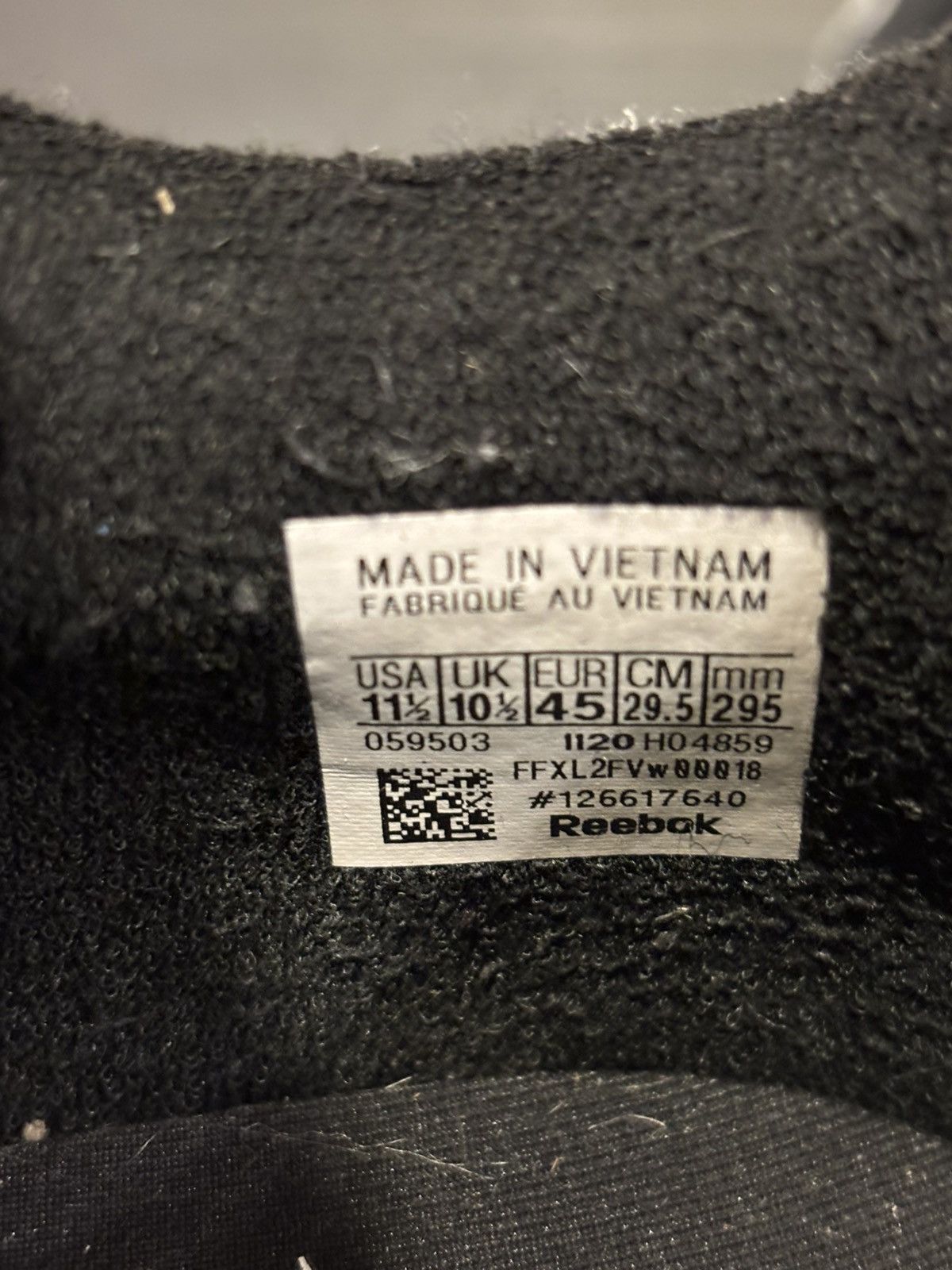 Maison Margiela × Reebok Maison Margiela X Reebok Tabi Sneakers Size US 11.5 / EU 44-45 - 6 Thumbnail