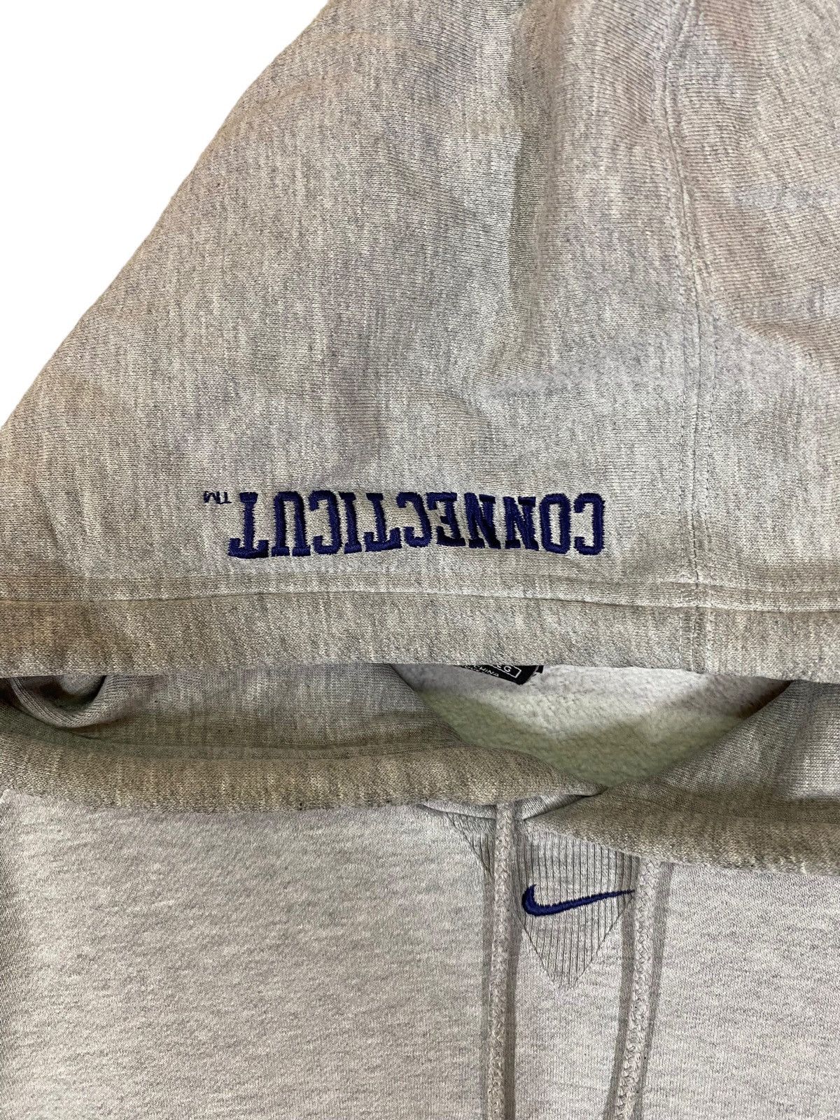 Vintage ‼️VINTAGE HUSKIES NIKE CENTRE LOGO HOODIE sun faded‼️ Size US XL / EU 56 / 4 - 3 Thumbnail
