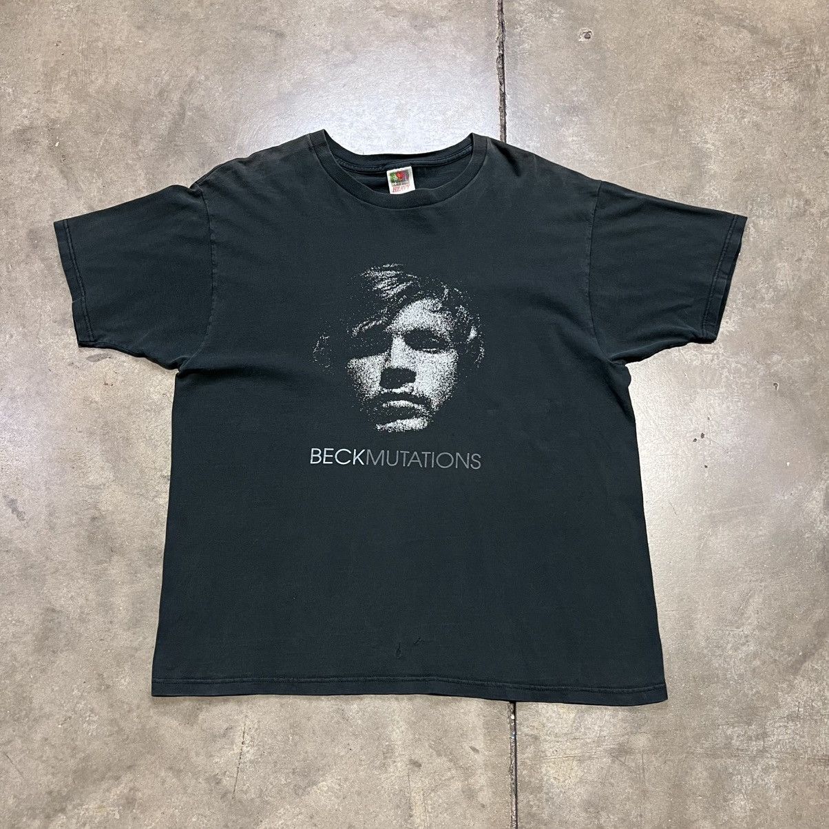 Band Tees × Vintage Vintage Beck Mutations Rock Band Tee Alt Grunge Music Faded Size US XL / EU 56 / 4 - 1 Thumbnail