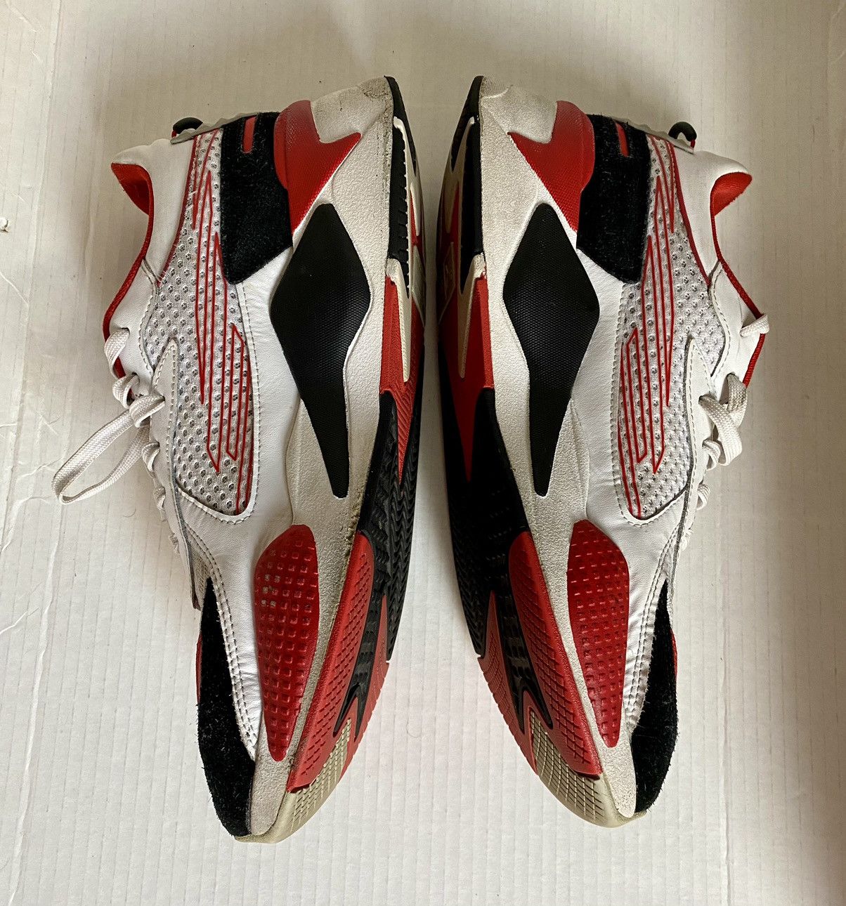 Puma RS-X cyber ‘white high risk red’ puma runners 12 Size US 12 / EU 45 - 6 Thumbnail