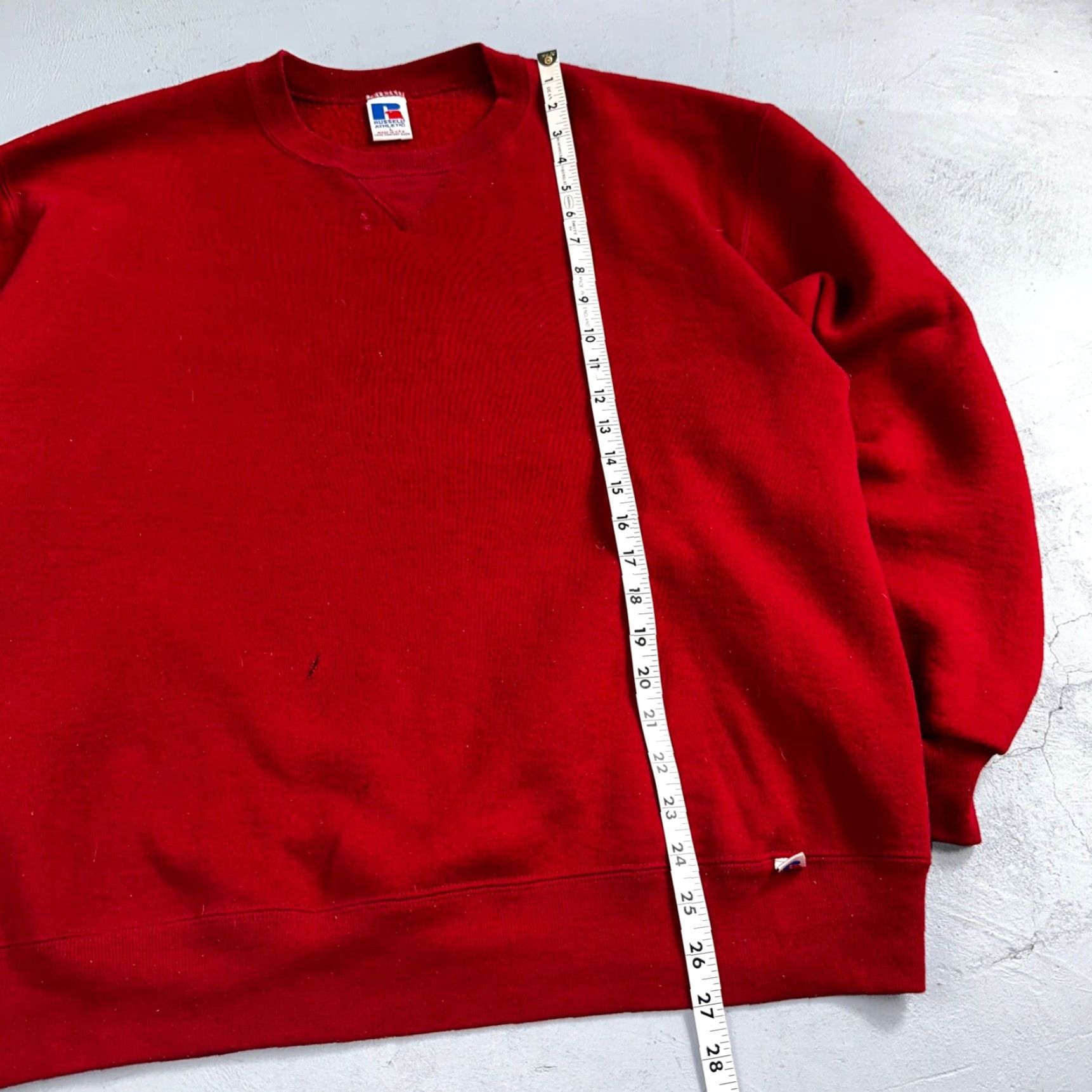 Russell Athletic VINTAGE Russell Athletic Sweatshirt 90s Crewneck Red L Mens - Logo, Solid, Graphic Print, All Seasons Size US L / EU 52-54 / 3 - 4 Thumbnail