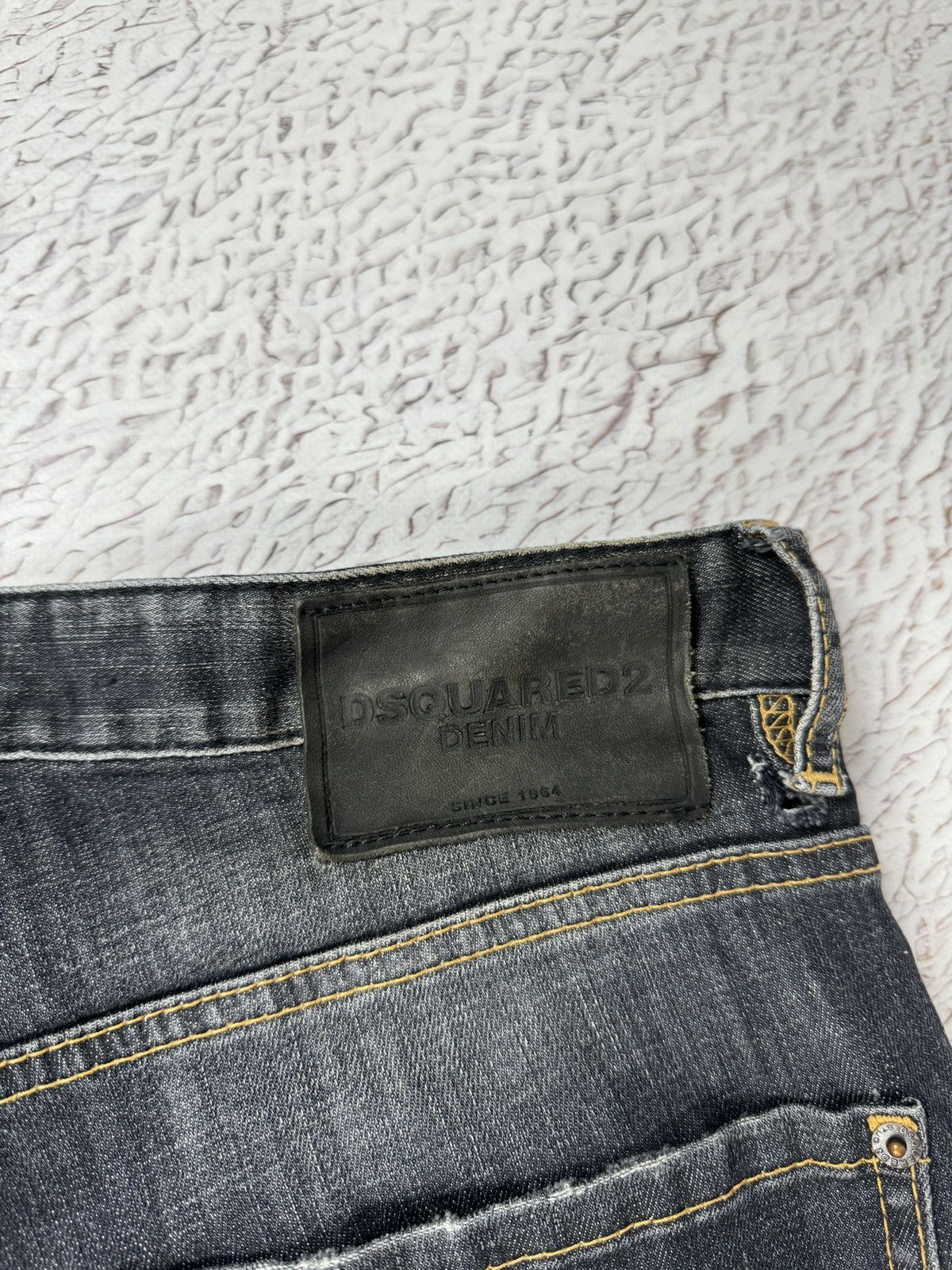 Dsquared2 Dsquared2 black distressed faded painted cropped jeans skiny Size US 34 / EU 50 - 18 Thumbnail