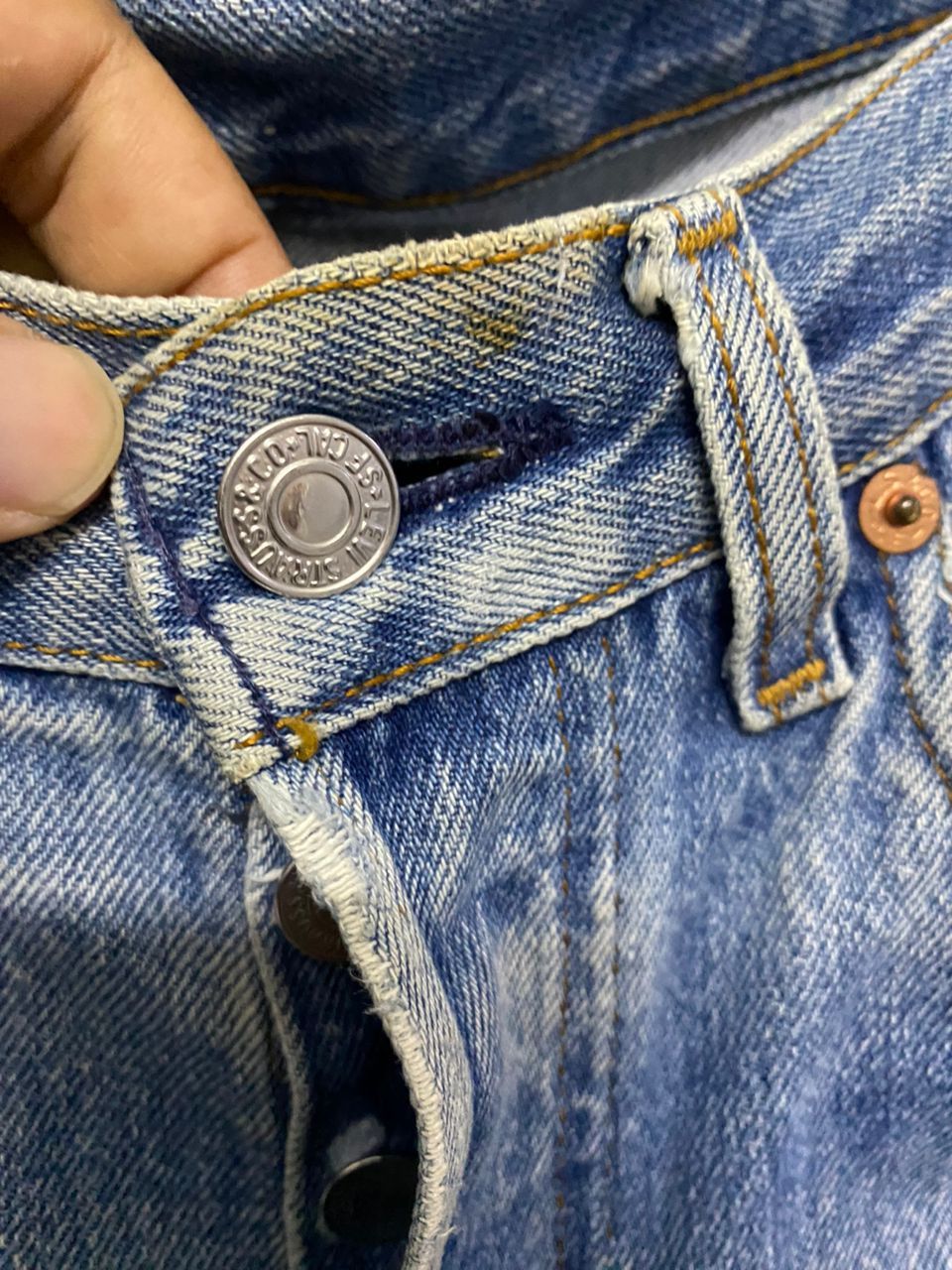 Levi's VINTAGE 90s LEVIS 501 XX BUTTON 555 DENIM JEANS Size US 32 / EU 48 - 5 Thumbnail