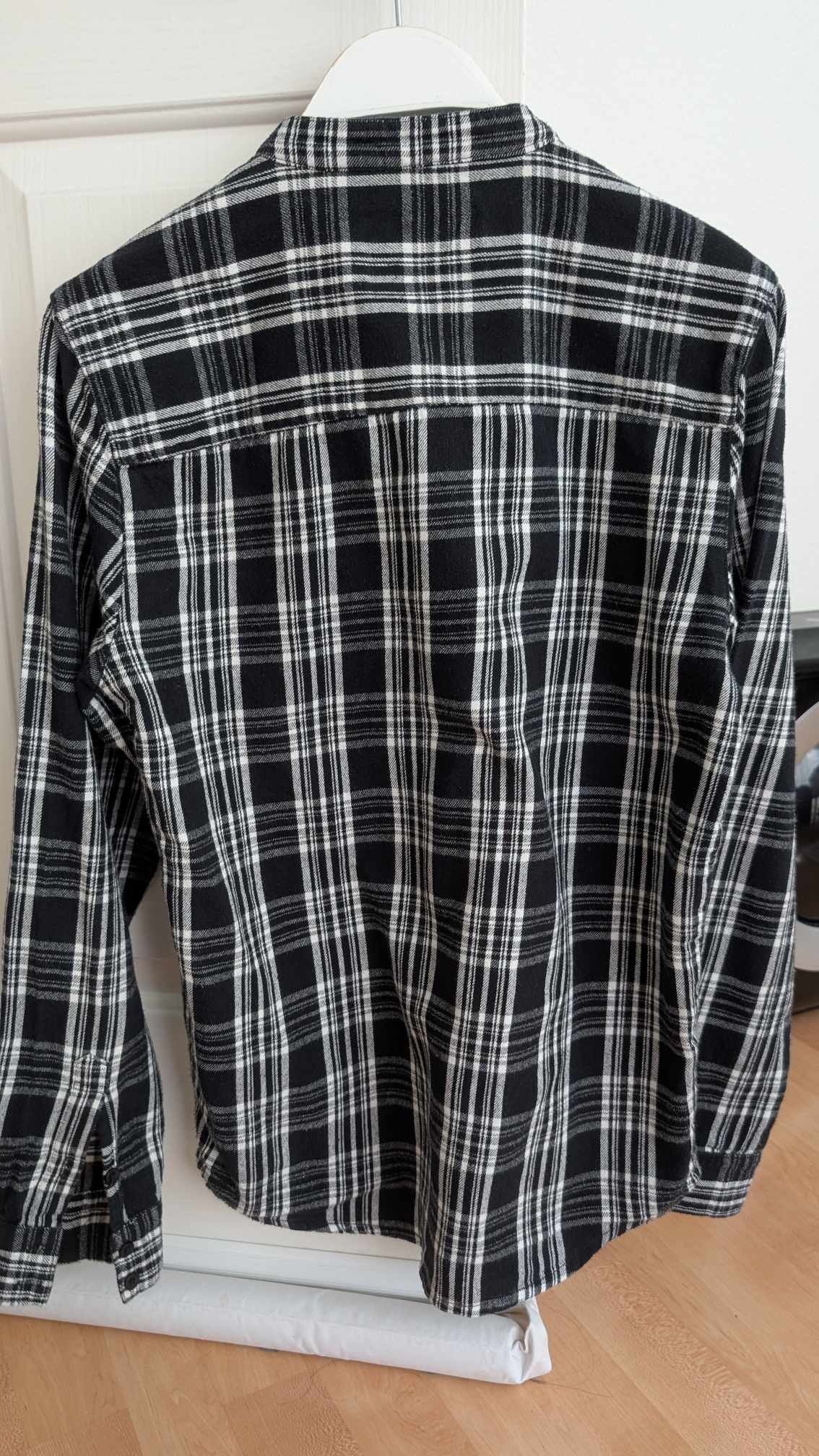 Other Black Plaid Collar-less Button Up Longsleeve Size US S / EU 44-46 / 1 - 2 Thumbnail