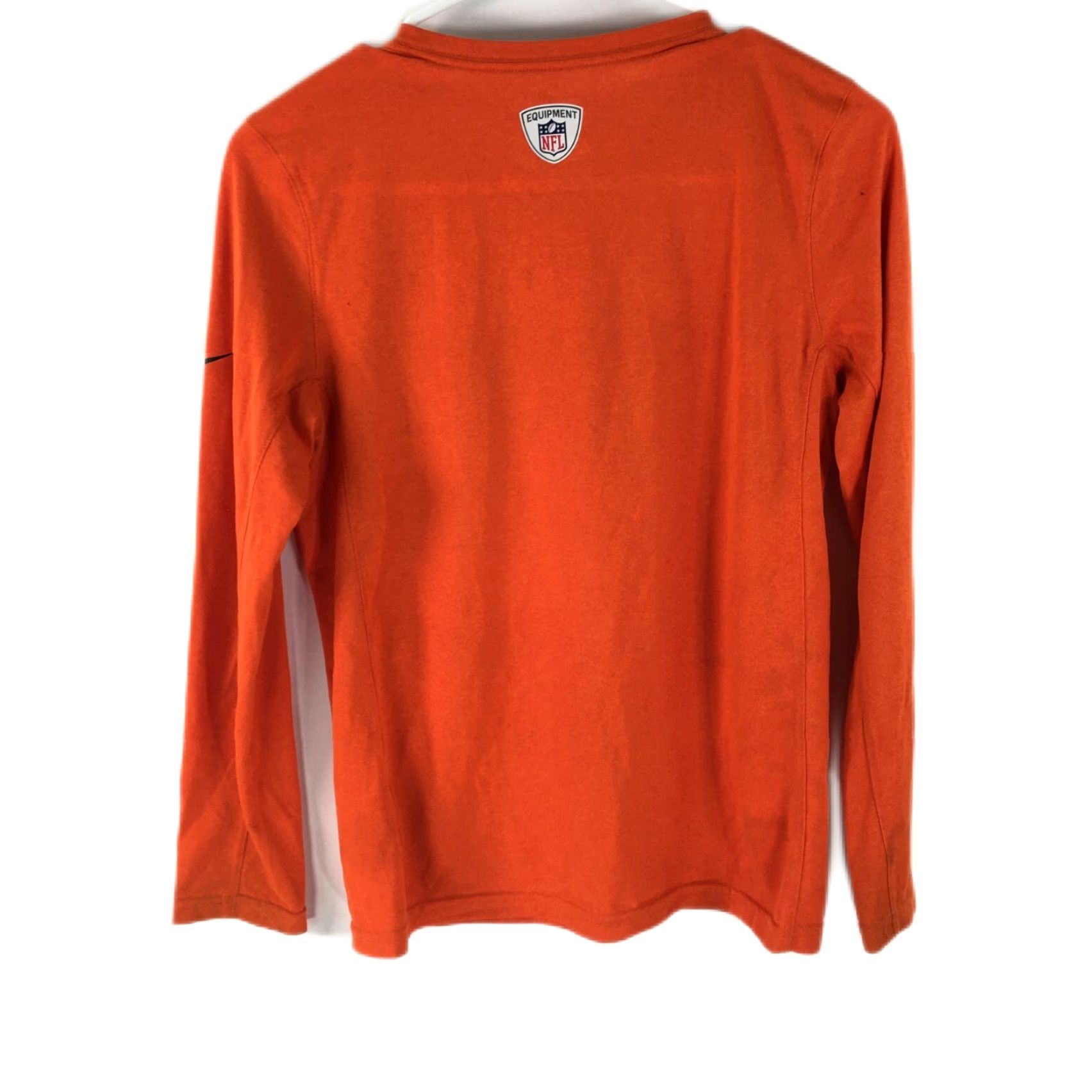 Nike VINTAGE Nike Dri-Fit Denver Broncos T-Shirt Mens Orange M Crew Neck Long Sleeve 90s NFL Shirts Mens Size US M / EU 48-50 / 2 - 2 Thumbnail