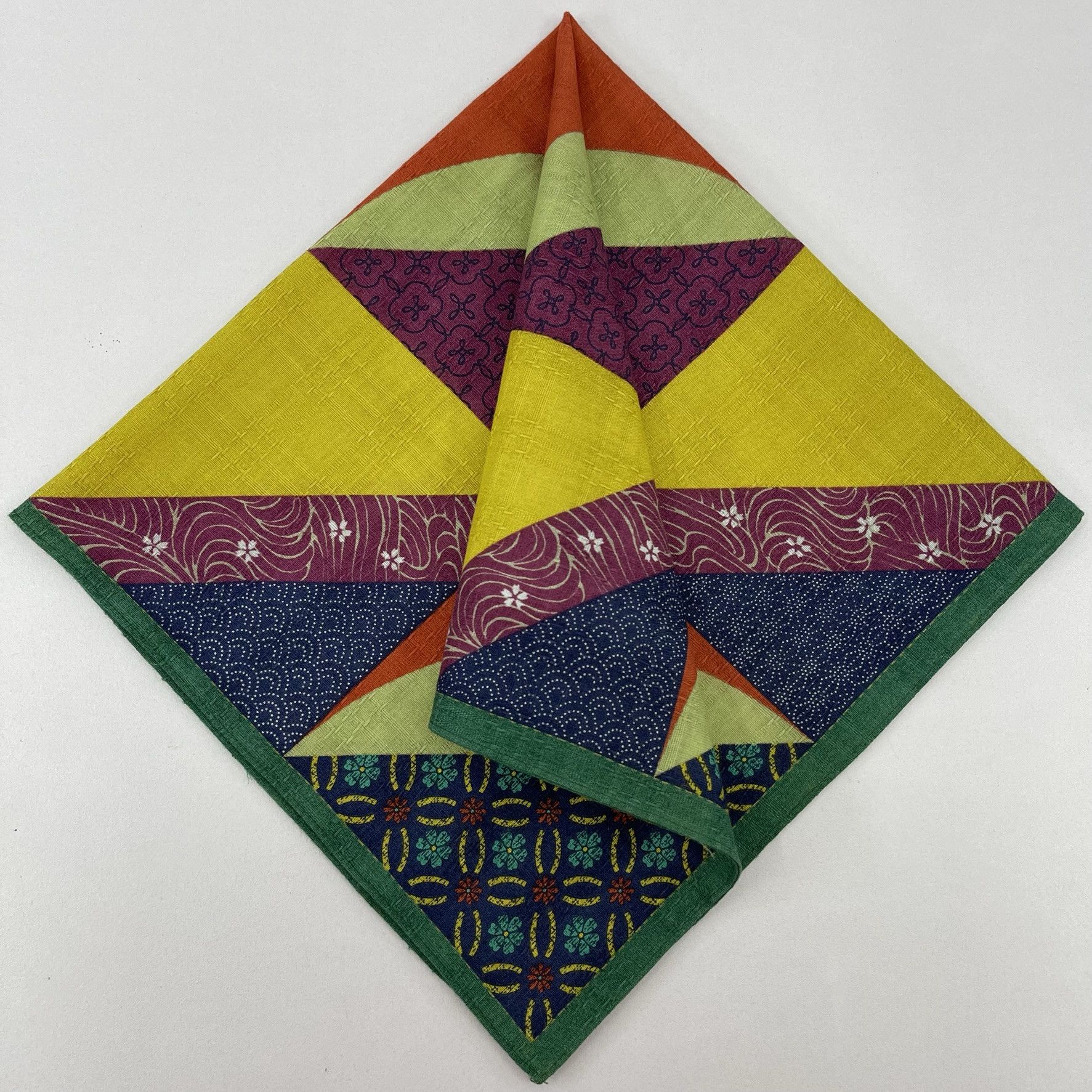 Japanese Brand Vintage Japanese Furoshiki Nice Design - 5013 Size ONE SIZE - 1 Thumbnail