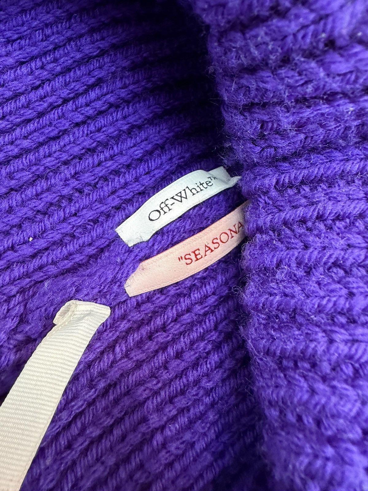 Off-White Arrows Ribbed Beanie NEW Size ONE SIZE - 3 Thumbnail