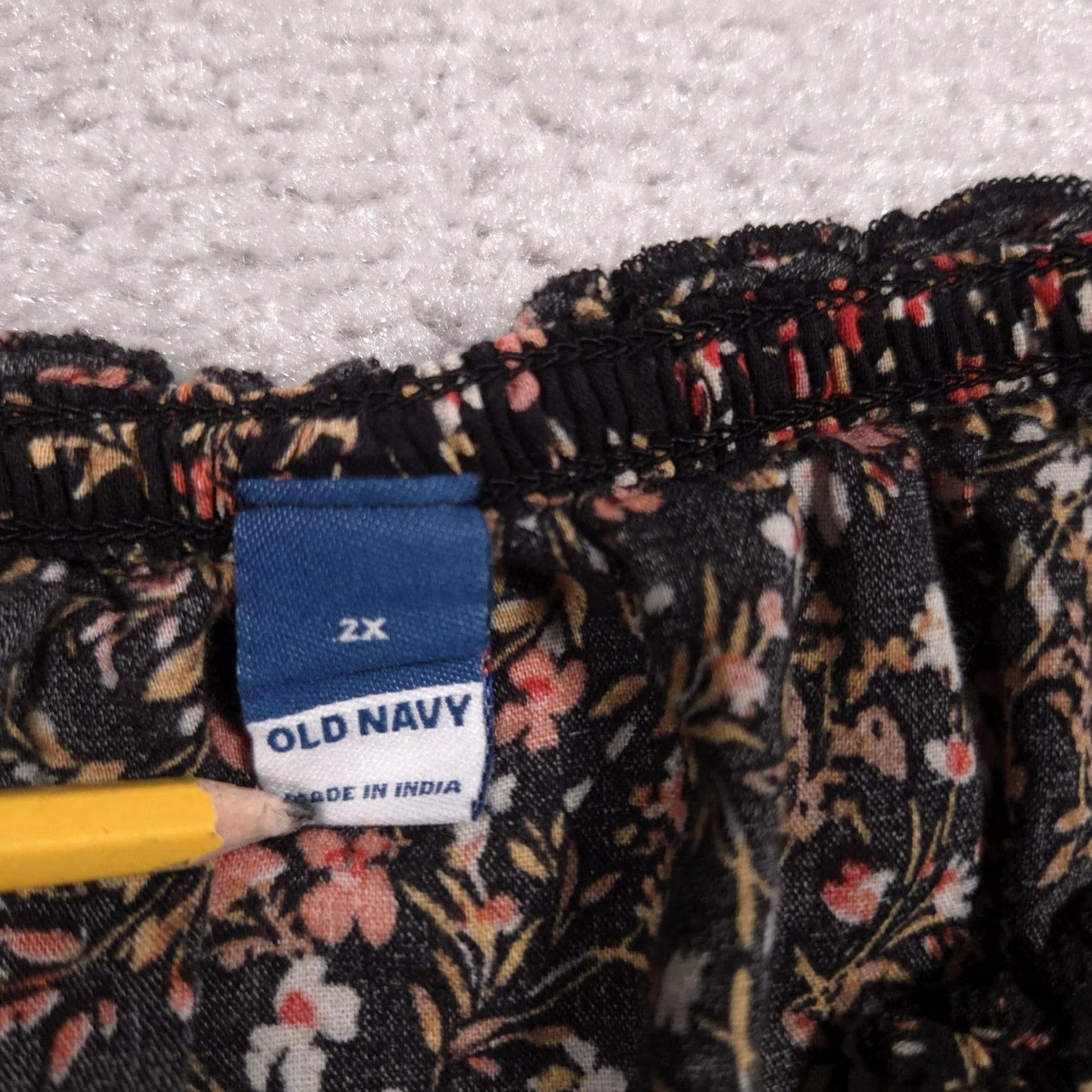 Old Navy Old Navy Blouse Womens 2X Plus Black Floral Ruffle Peplum Scoop Neck Short Sleeve Top Blouse Size XXL / US 16-18 / IT 52-54 - 5 Thumbnail
