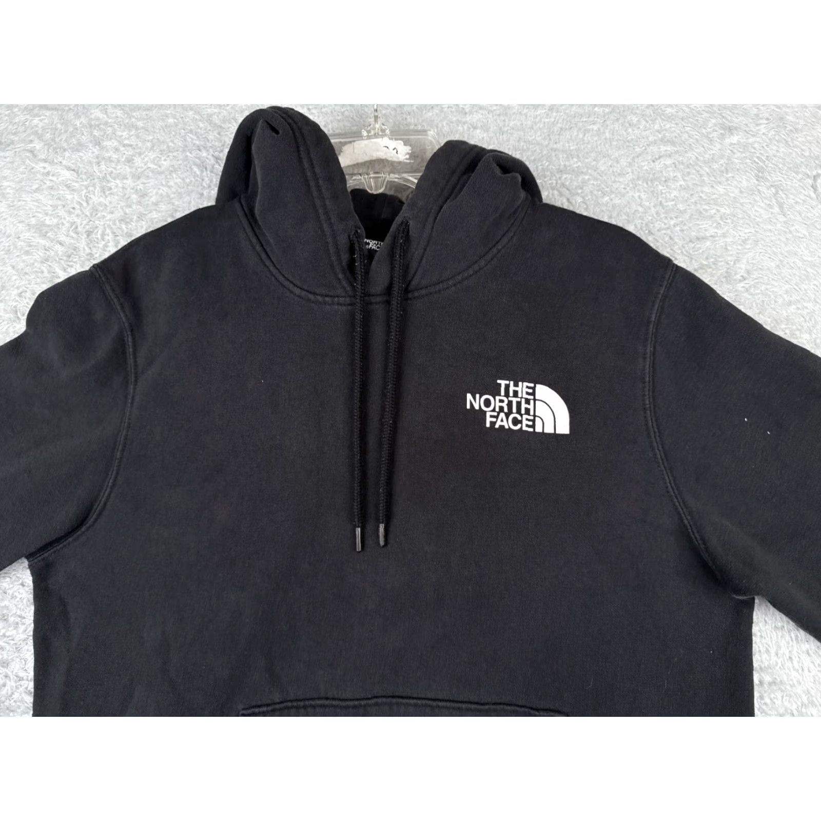 The North Face The North Face Hoodie Mens M Black Pullover Cotton Blend Logo Pockets 90s? (adjusted) Size US M / EU 48-50 / 2 - 4 Thumbnail