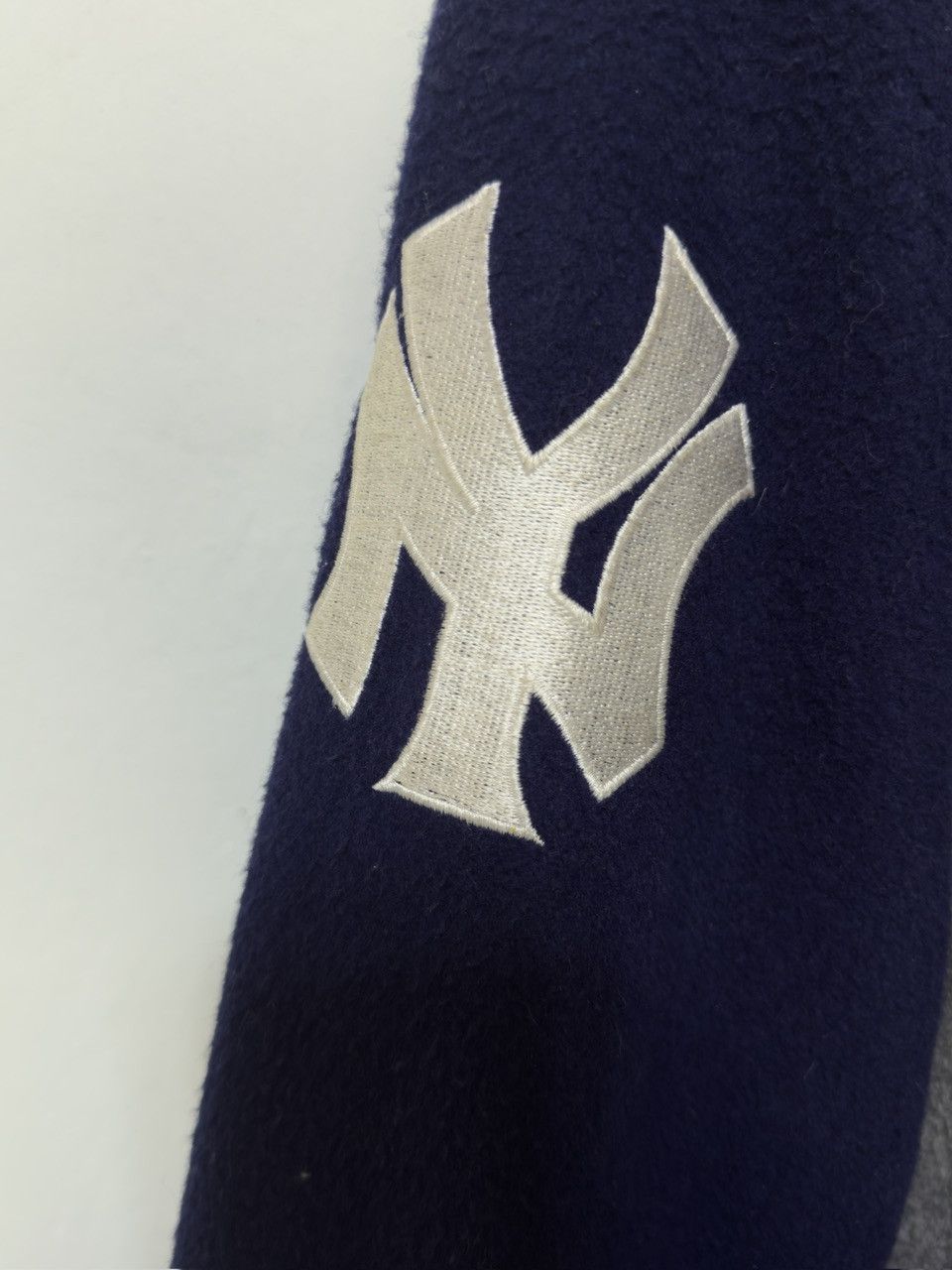 New York Yankees × Starter 🔥 vintage varsity starter bomber wool yankees size M Size US M / EU 48-50 / 2 - 8 Thumbnail