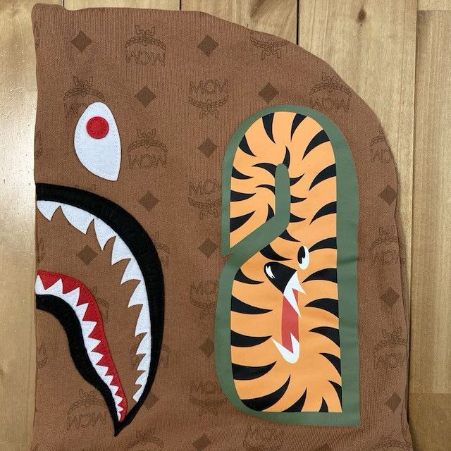 Bape × MCM 2024 MCM × BAPE monogram shark pullover hoodie a bathing ape Size US L / EU 52-54 / 3 - 6 Thumbnail