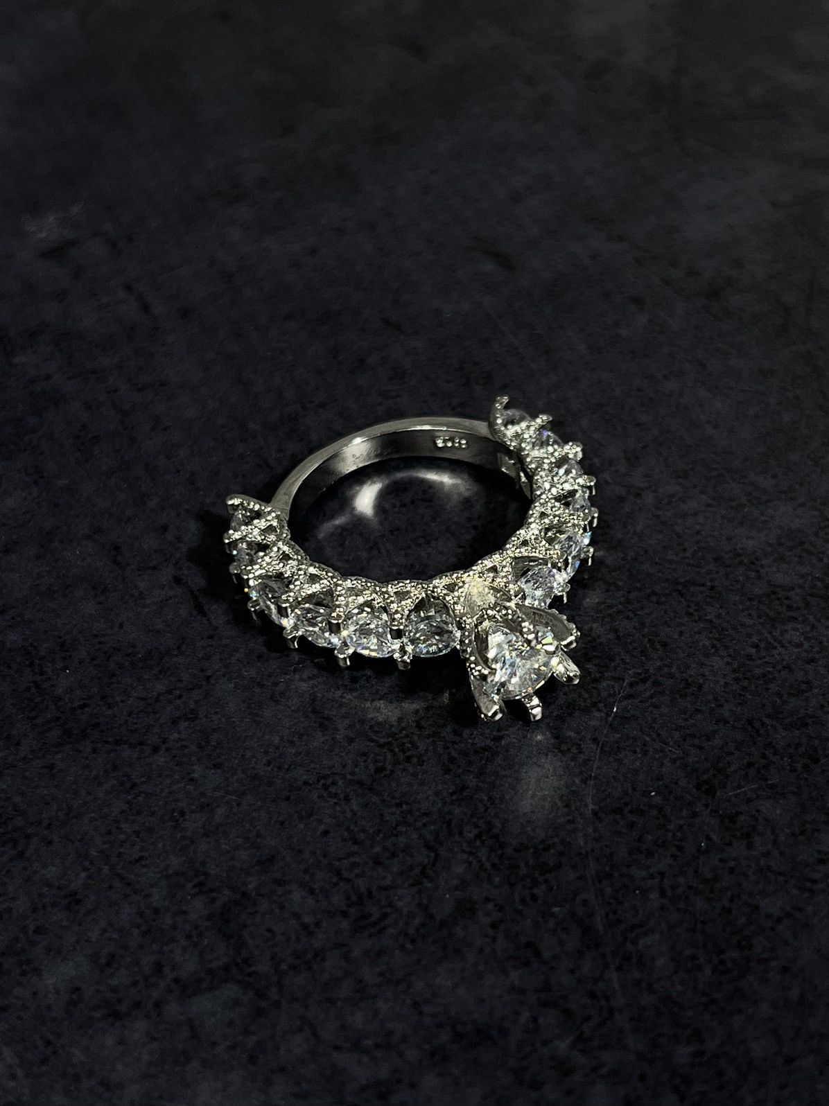 Japanese Brand × Jewelry × Vintage Luxury Eternity Band with Solitaire – Japanese Brand Size ONE SIZE - 7 Thumbnail