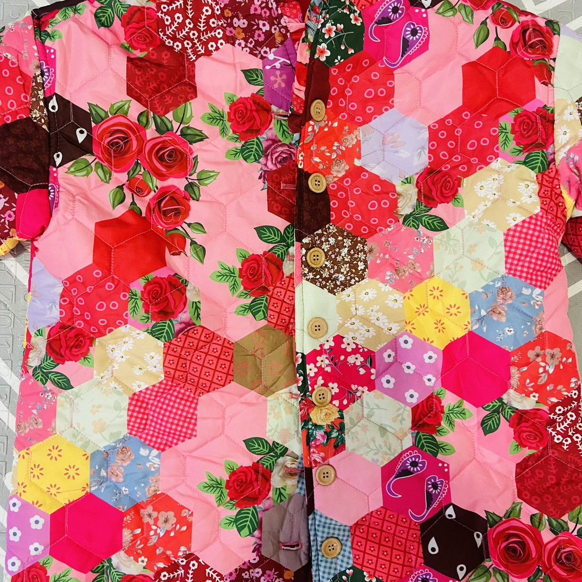 Vintage retro floral Hawaiian light puffer jacket coat