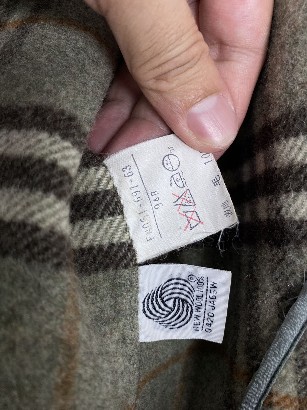Burberry Rare‼️ Vintage Burberrys’ Nova Check Inside Wool Coat Size L / US 10 / IT 46 - 9 Thumbnail