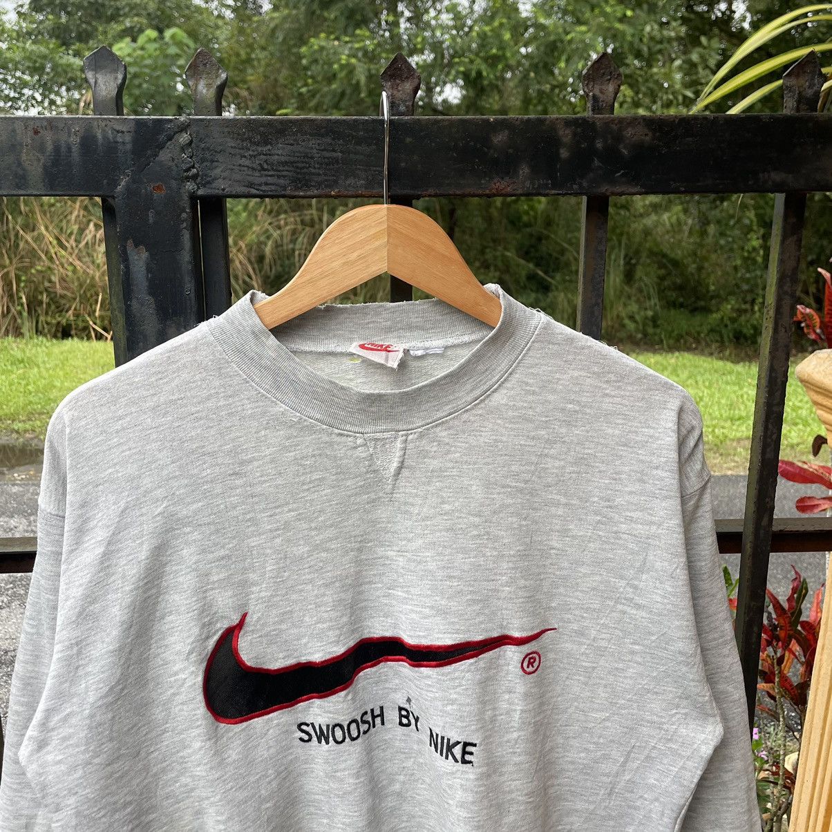 Nike × Vintage 🔥Vintage 90s Nike Embroidered Big Swoosh Distress Sweatshirt Size US M / EU 48-50 / 2 - 4 Thumbnail
