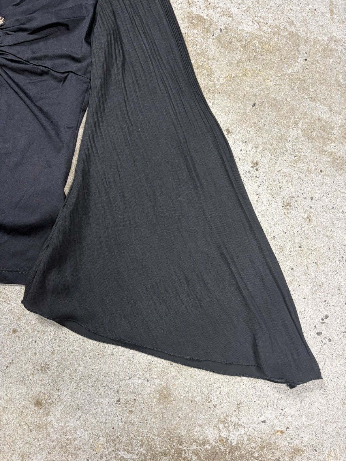 Roberto Cavalli Vintage 2007 Roberto Cavalli Black Flare Sleeves Pleated Top Size S / US 4 / IT 40 - 4 Thumbnail