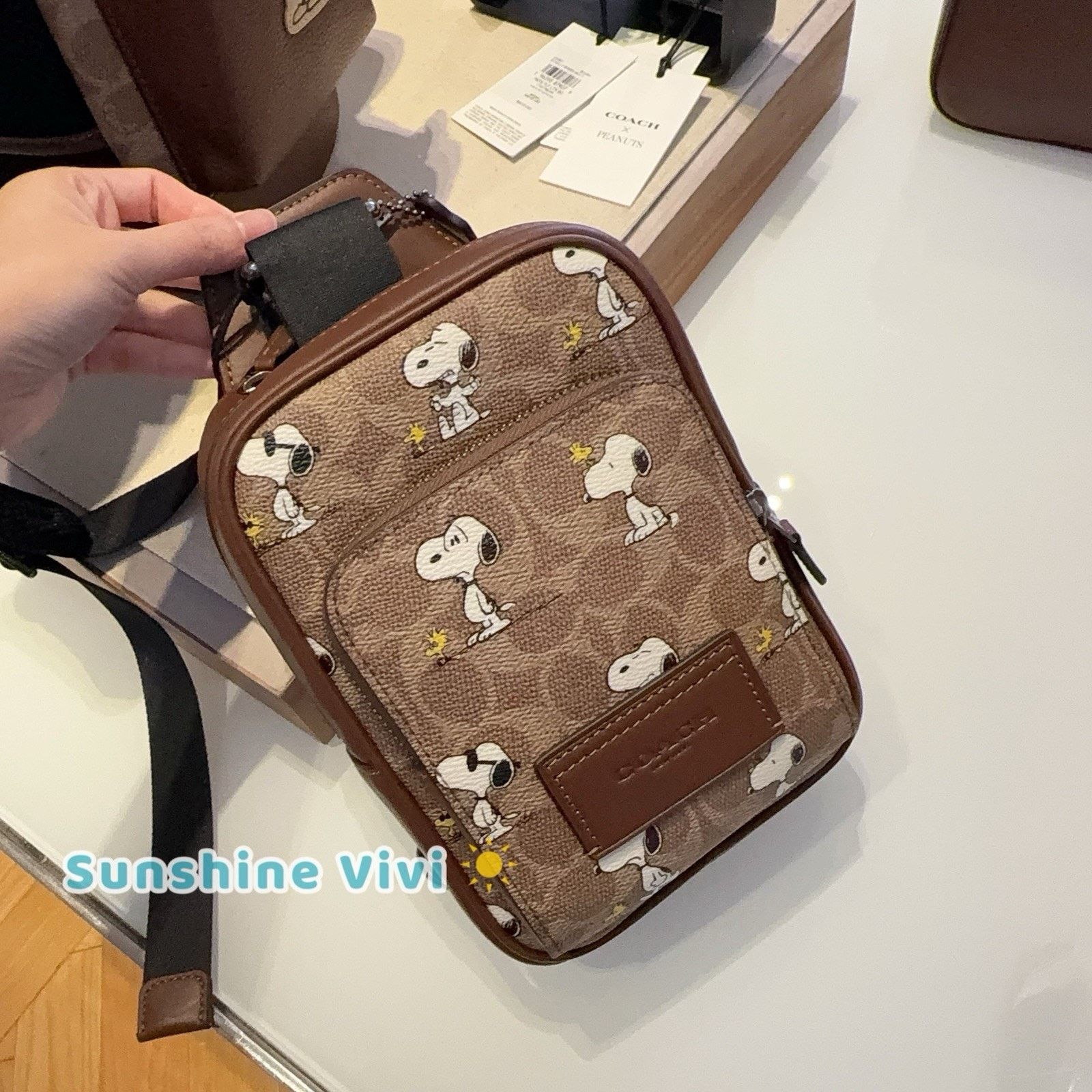 Coach NWT Coach X Peanuts Racer Sling Pack With Snoopy Print CBK47 Size ONE SIZE - 5 Thumbnail