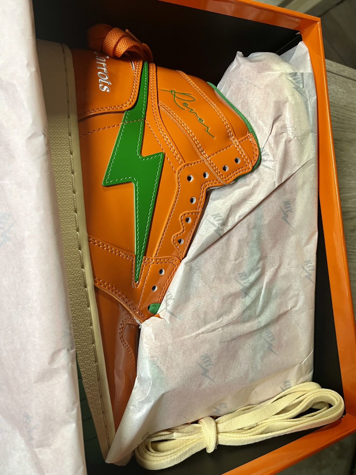 Reves Paris Reeves Paris x Carrots KIY high top sneaker Size US 10 / EU 43 - 2 Thumbnail