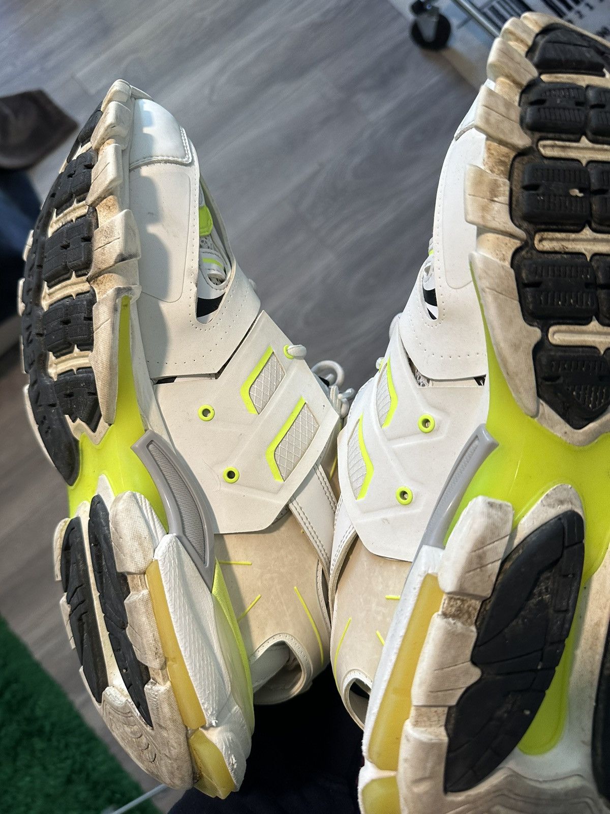 Balenciaga Balenciaga Runners Bairly used(nice color way) Size US 12 / EU 45 - 11 Thumbnail
