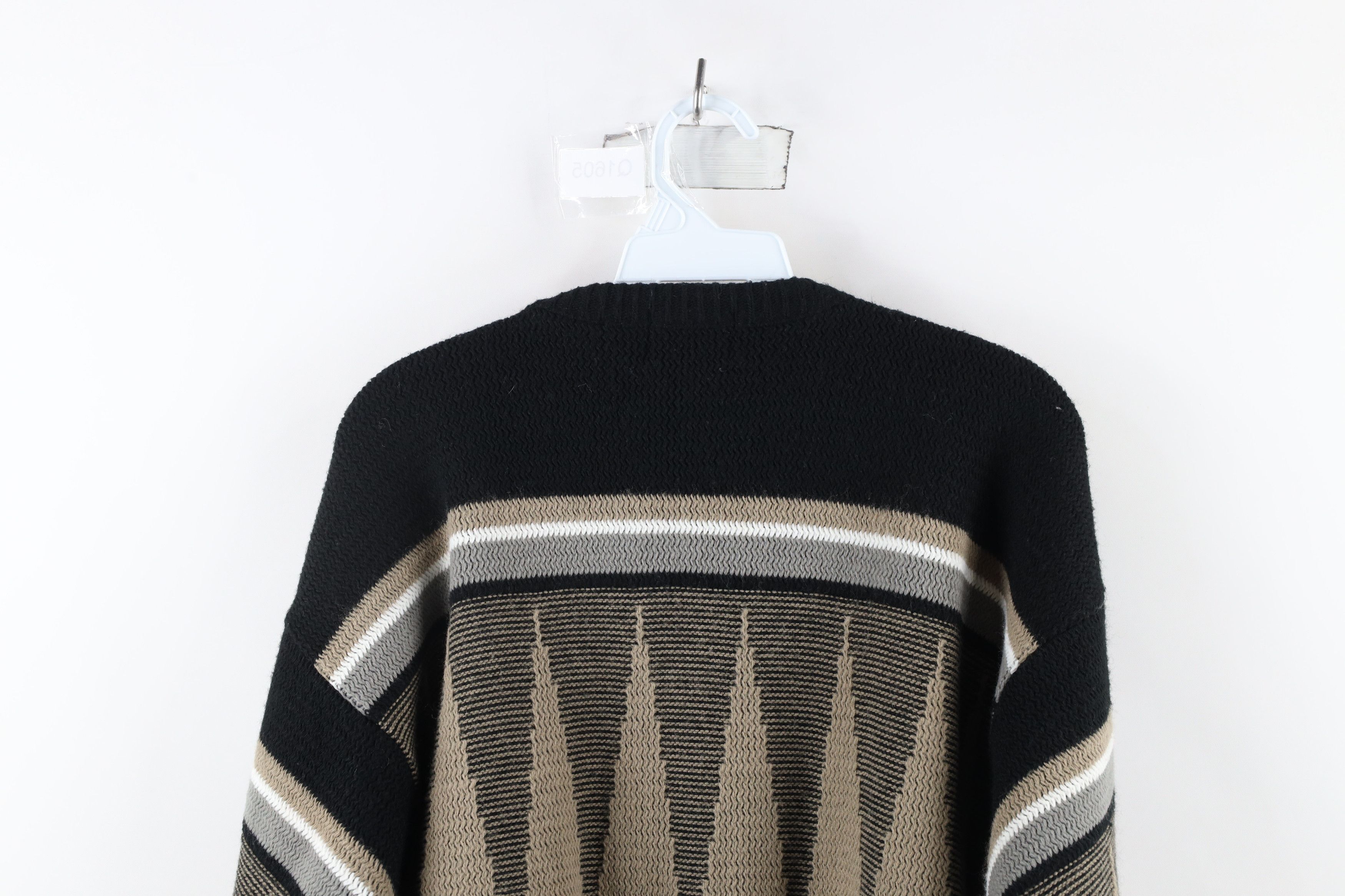 Vintage Vintage 90s Coogi Style Zig Zag Knit Crewneck Sweater USA Size L / US 10 / IT 46 - 9 Thumbnail