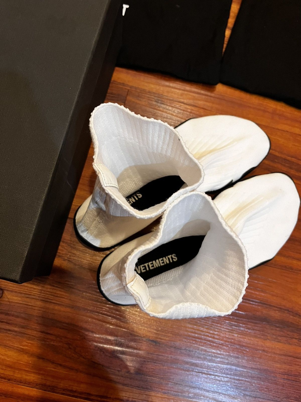 Vetements Vetements FW19 Karate Sneaker Size US 8.5 / EU 41-42 - 4 Thumbnail