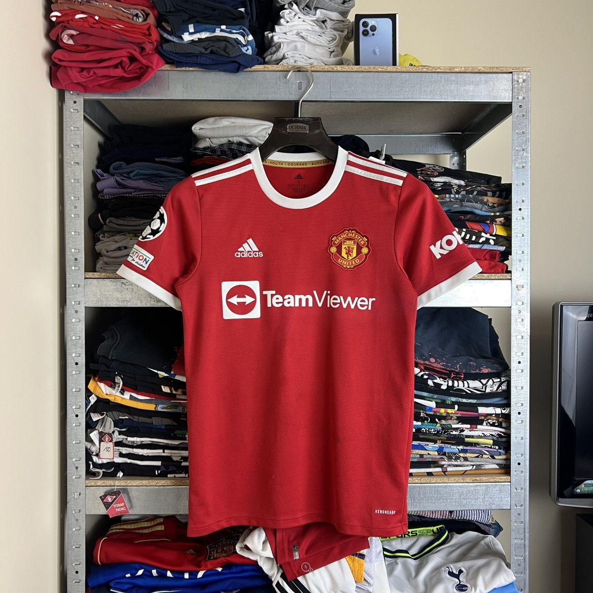 Other Rare! Ronaldo 7 Adidas Manchester United Soccer Jersey Size US S / EU 44-46 / 1 - 2 Thumbnail