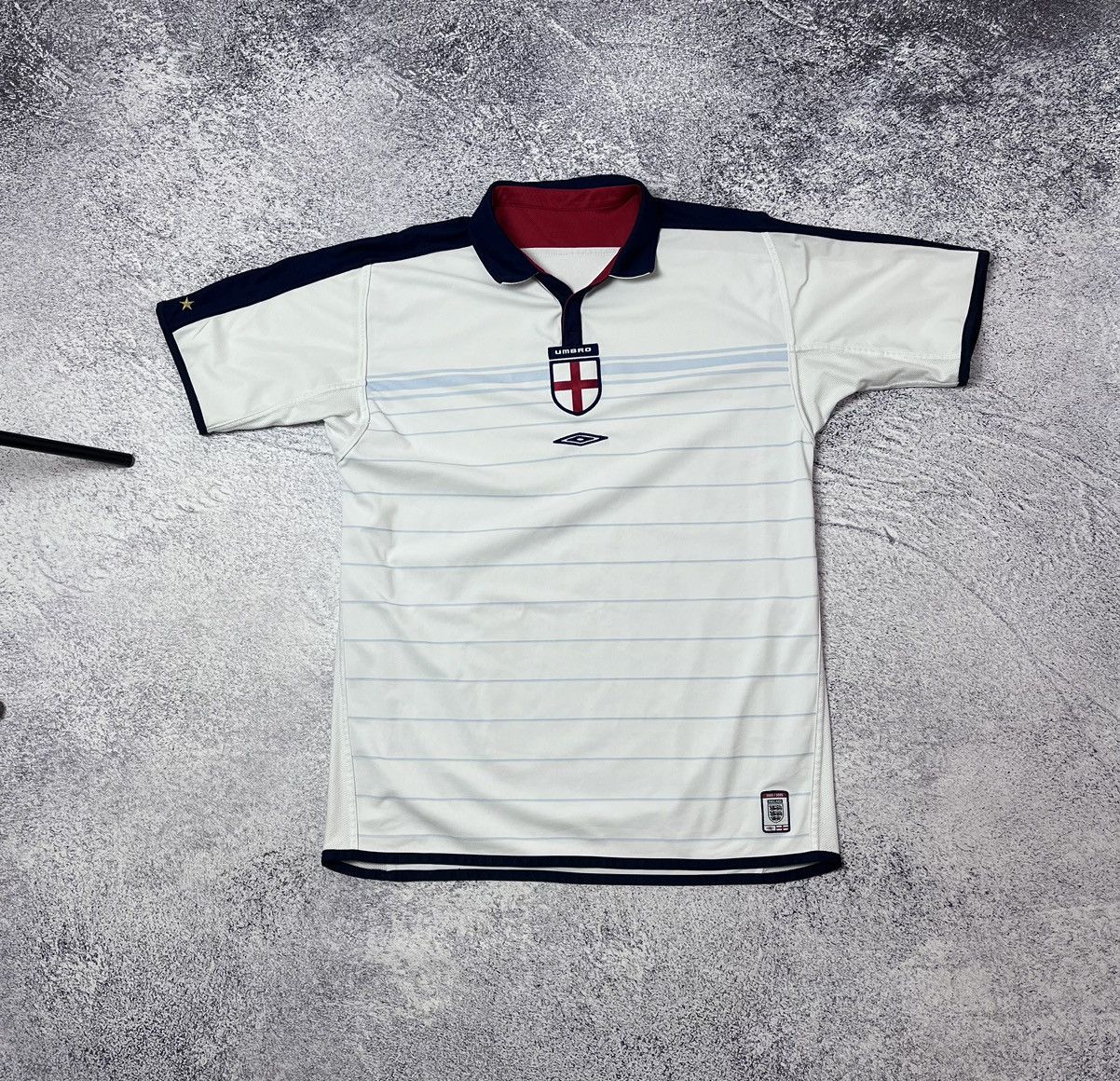 Maillot Angleterre Domicile 2022/23 : Maillots de foot et NBA sur