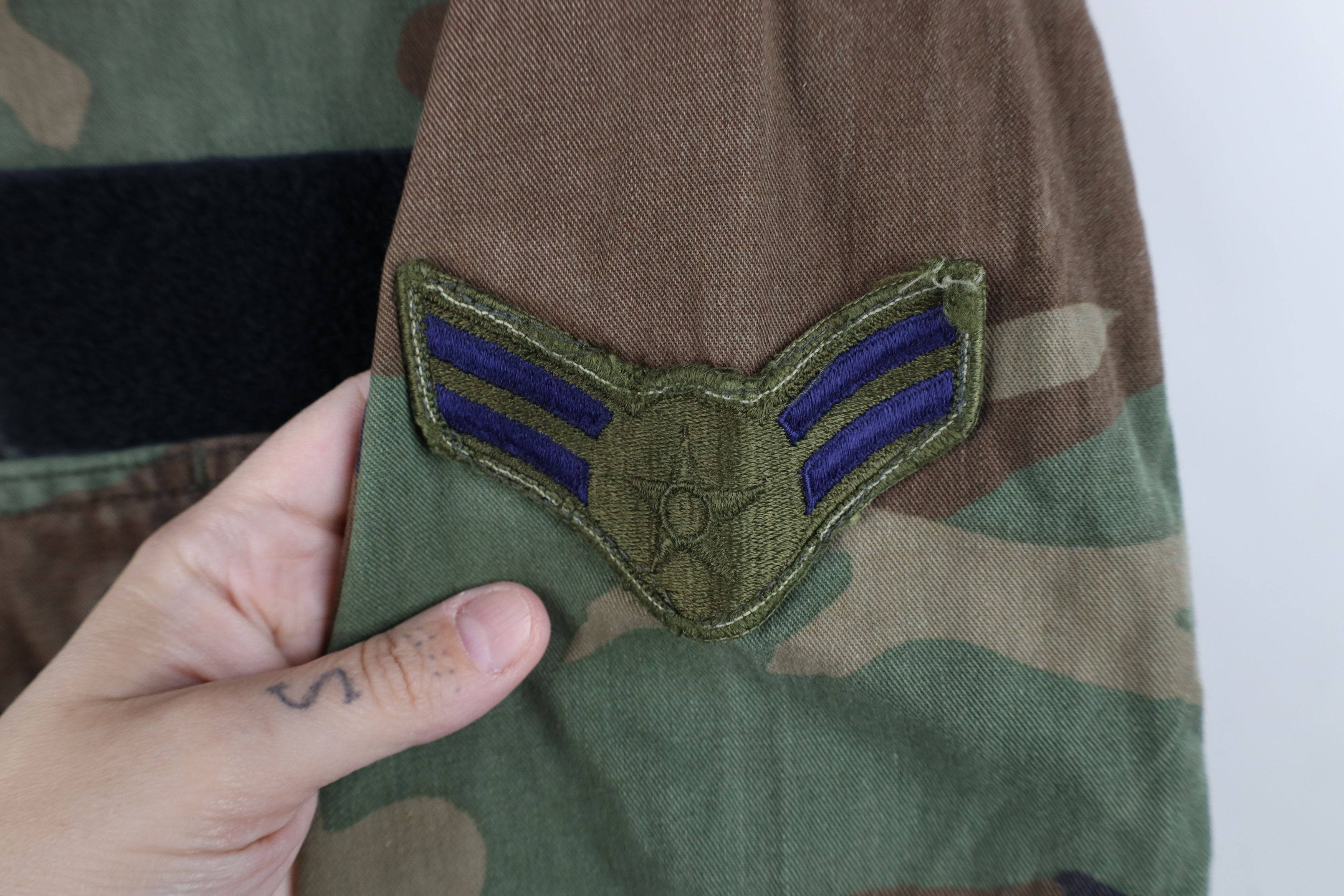 Vintage Vintage 90s Issued Woodland Camouflage Combat Jacket USA Size US M / EU 48-50 / 2 - 4 Thumbnail