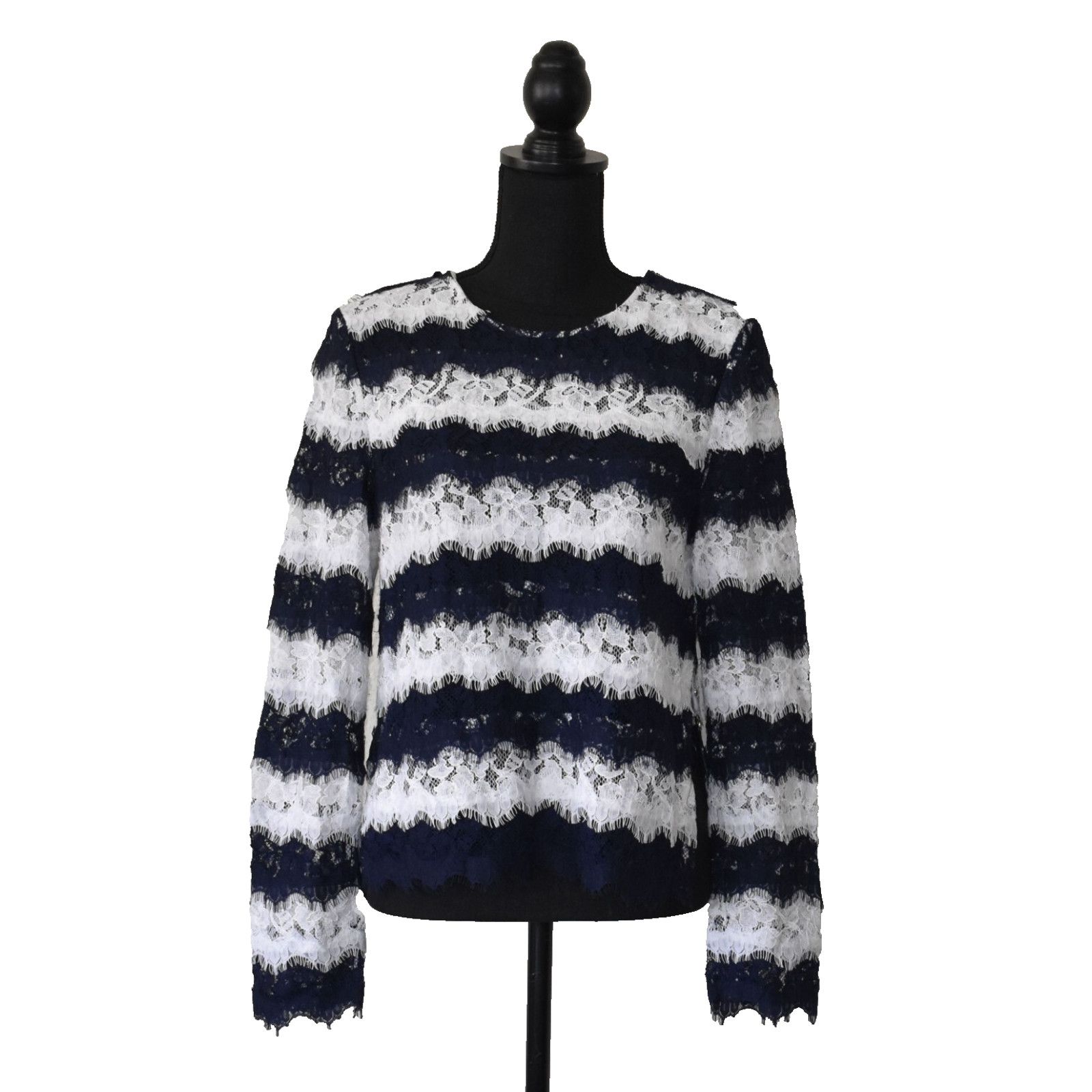 Diane von Furstenberg DIANE VON FURSTENBERG Navy White Lace Long Blouse Top Size M Size M / US 6-8 / IT 42-44 - 1 Thumbnail