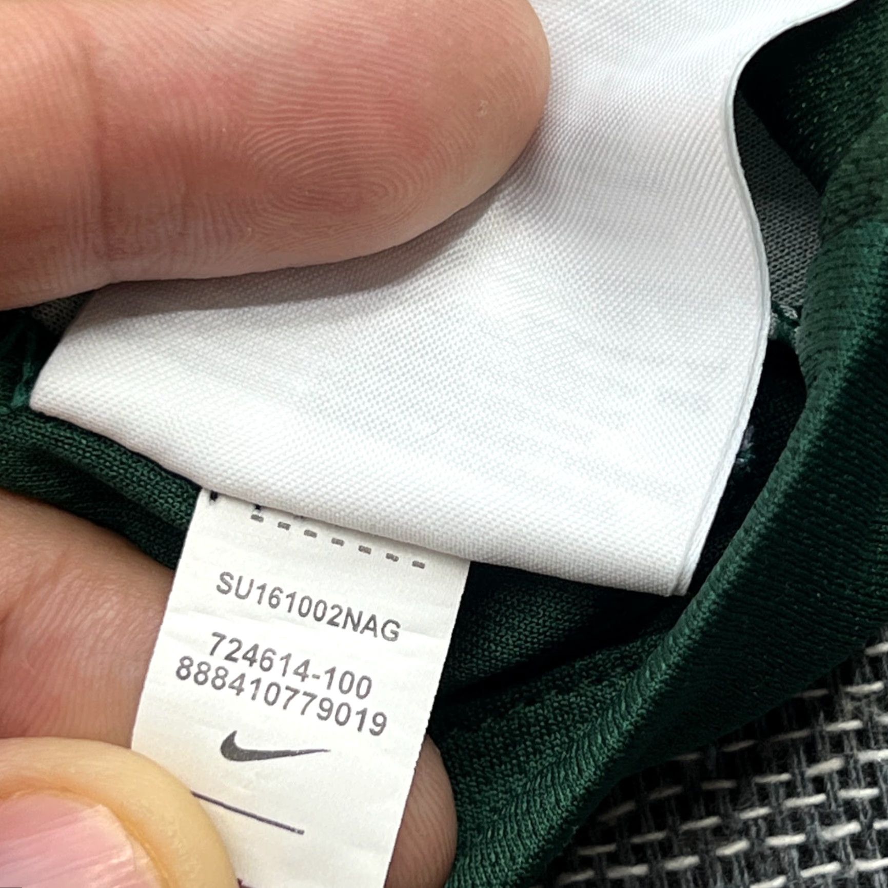 Nike Nike Green Shirt Football Jersey M Adults Mens Short Sleeve Polyester Quick Dry 100% NZ 2018 2019 2020 Away Australia Shirt Size US M / EU 48-50 / 2 - 7 Thumbnail