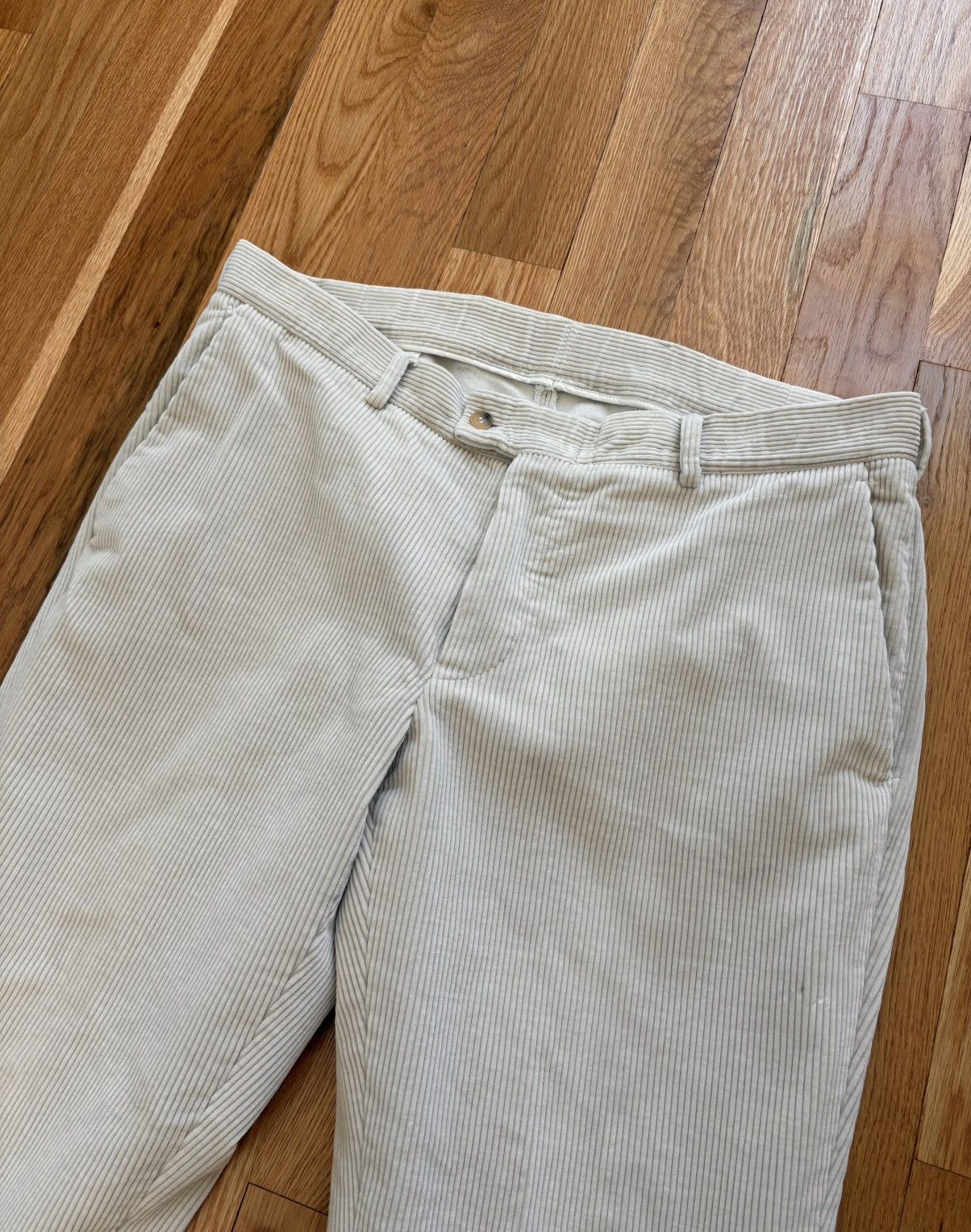 Gucci Gucci Off White Ivory Corduroy Pants Made in Italy 54 38x32 Size US 38 / EU 54 - 2 Thumbnail