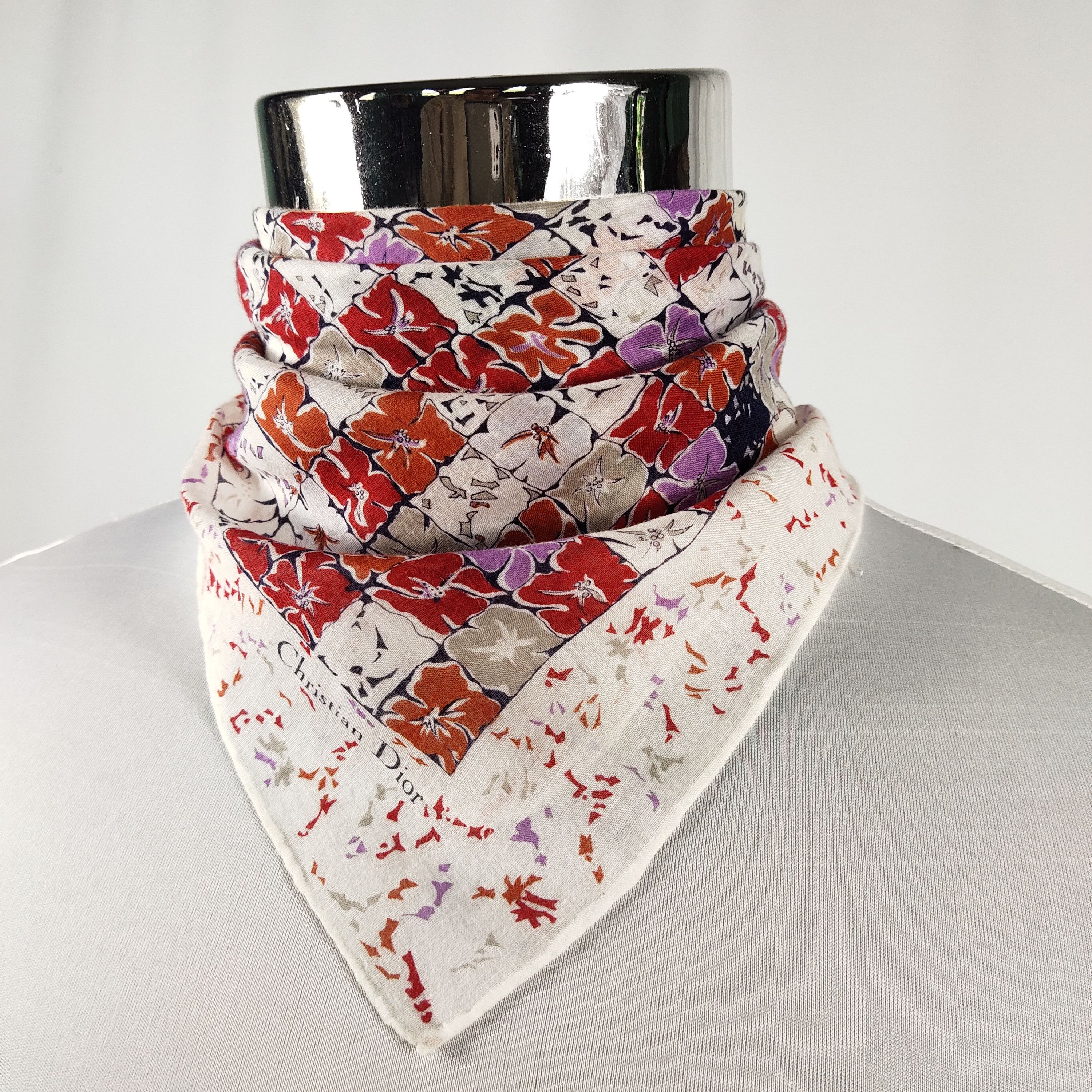 Vintage Christian Dior Handkerchief / Neckerchief / Bandana FZ524 Size ONE SIZE - 1 Thumbnail