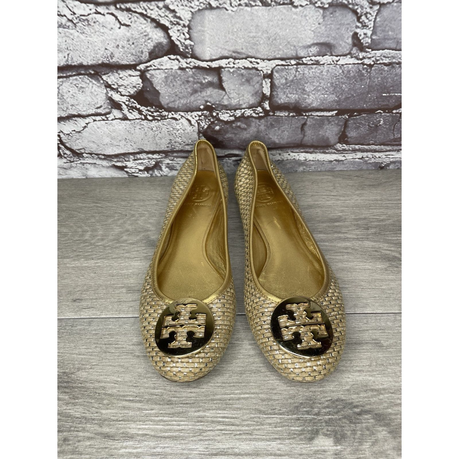 Tory Burch Tory Burch Straw Reva Gold Leather Logo Ballet Flats Women’s Size US 7.5 / IT 37.5 - 11 Thumbnail