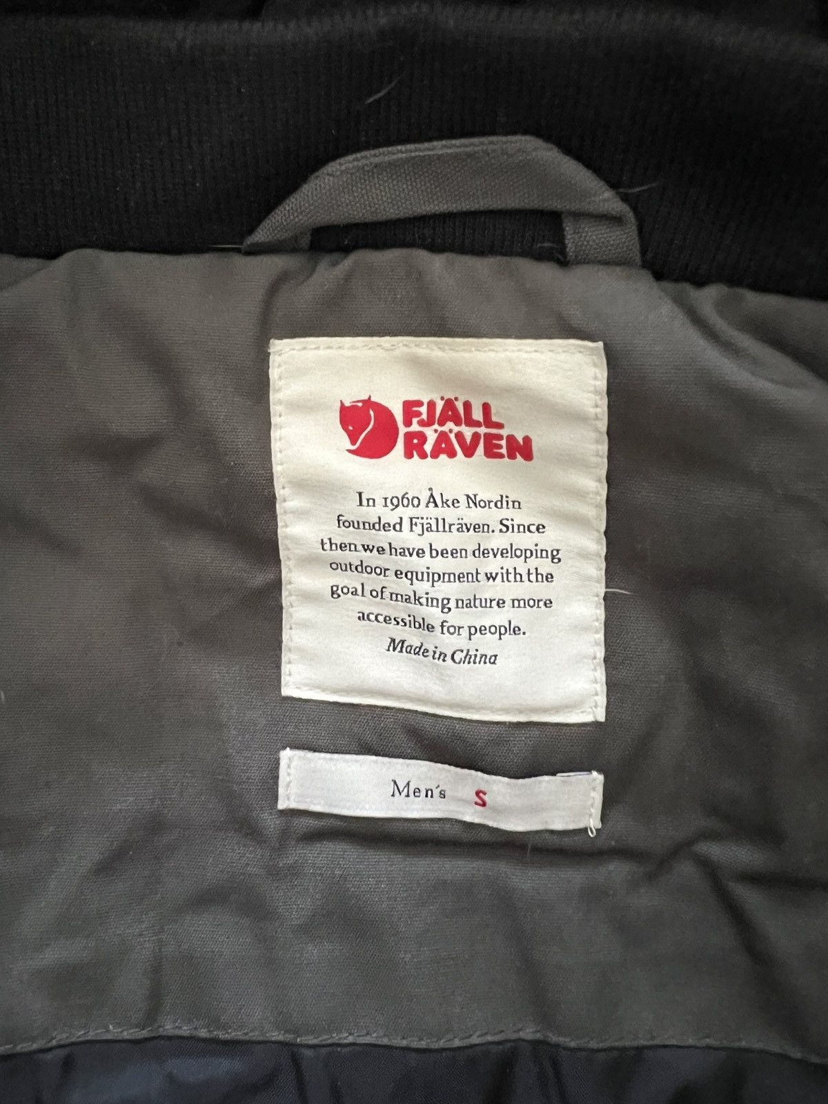 Fjallraven Fjallraven kyl down parka with fur hood Size US S / EU 44-46 / 1 - 3 Thumbnail