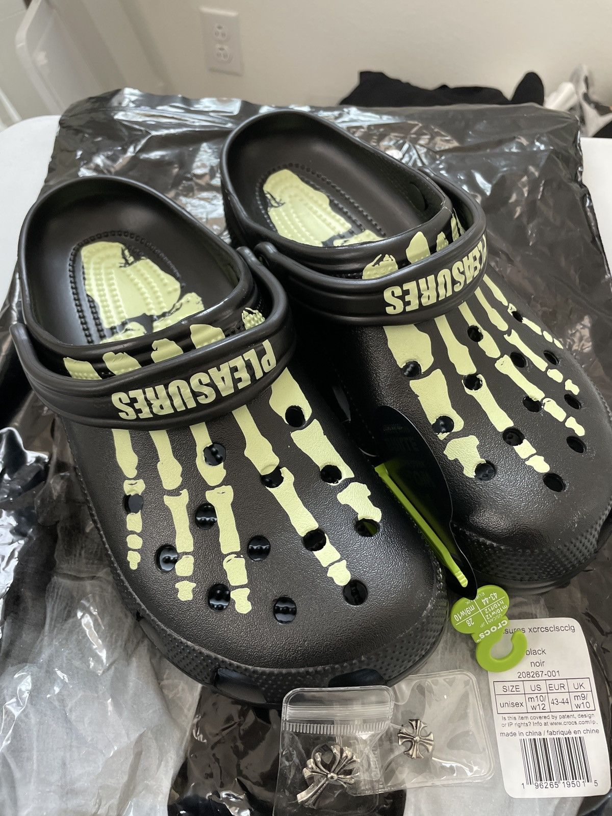 VERY RARE PLEASURES x CROCS SKELETON TOES: Authentic buy Crocs-brand JIBBITZ charms