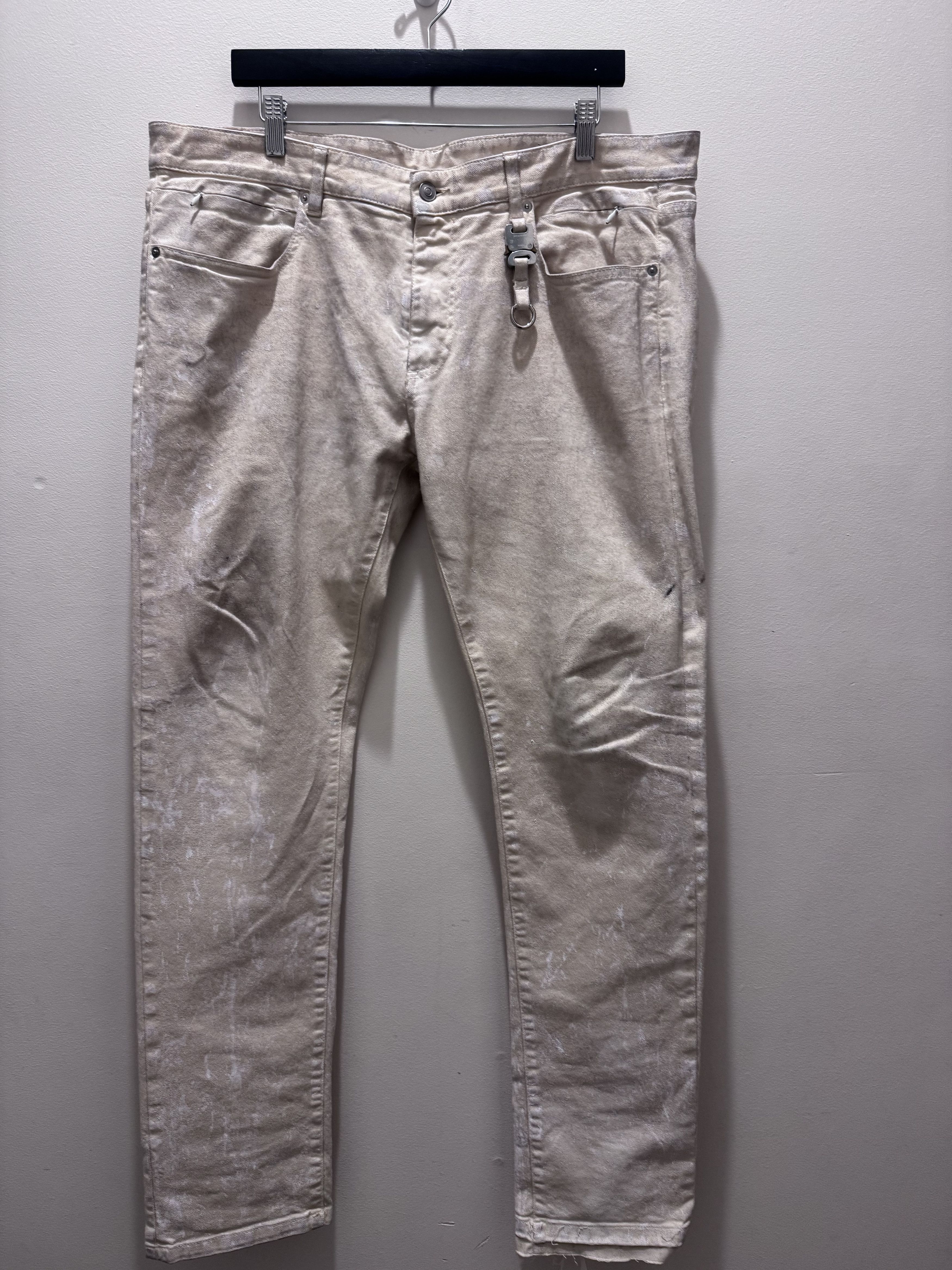 1017 ALYX 9SM 1017 9SM ALYX OFF WHITE PAINTED DENIM Size US 36 / EU 52 - 1 Thumbnail