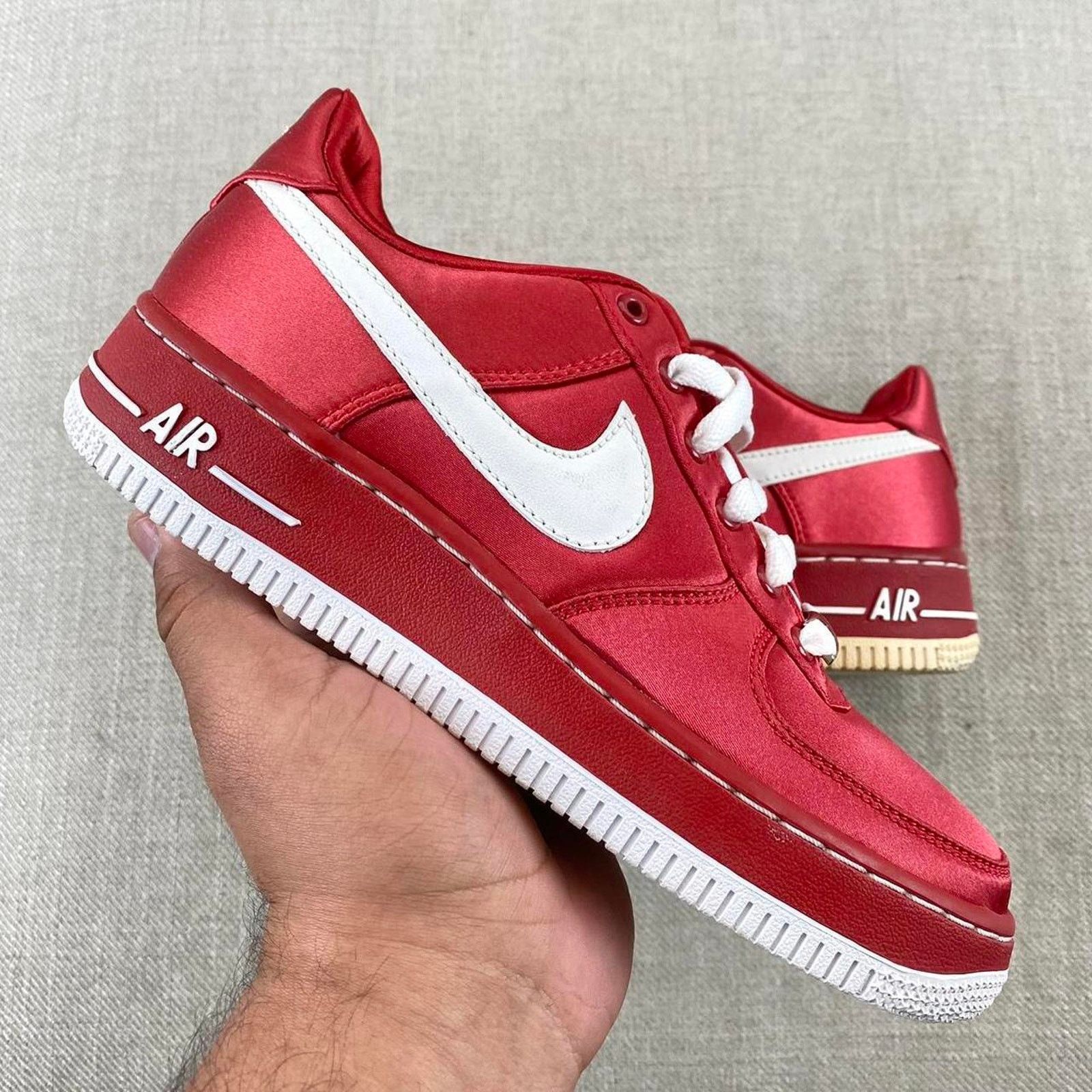 Nike 2007 Nike Air Force 1 Low “Valentine’s Day Satin” Size US 5.5 / IT 35.5 - 1 Thumbnail