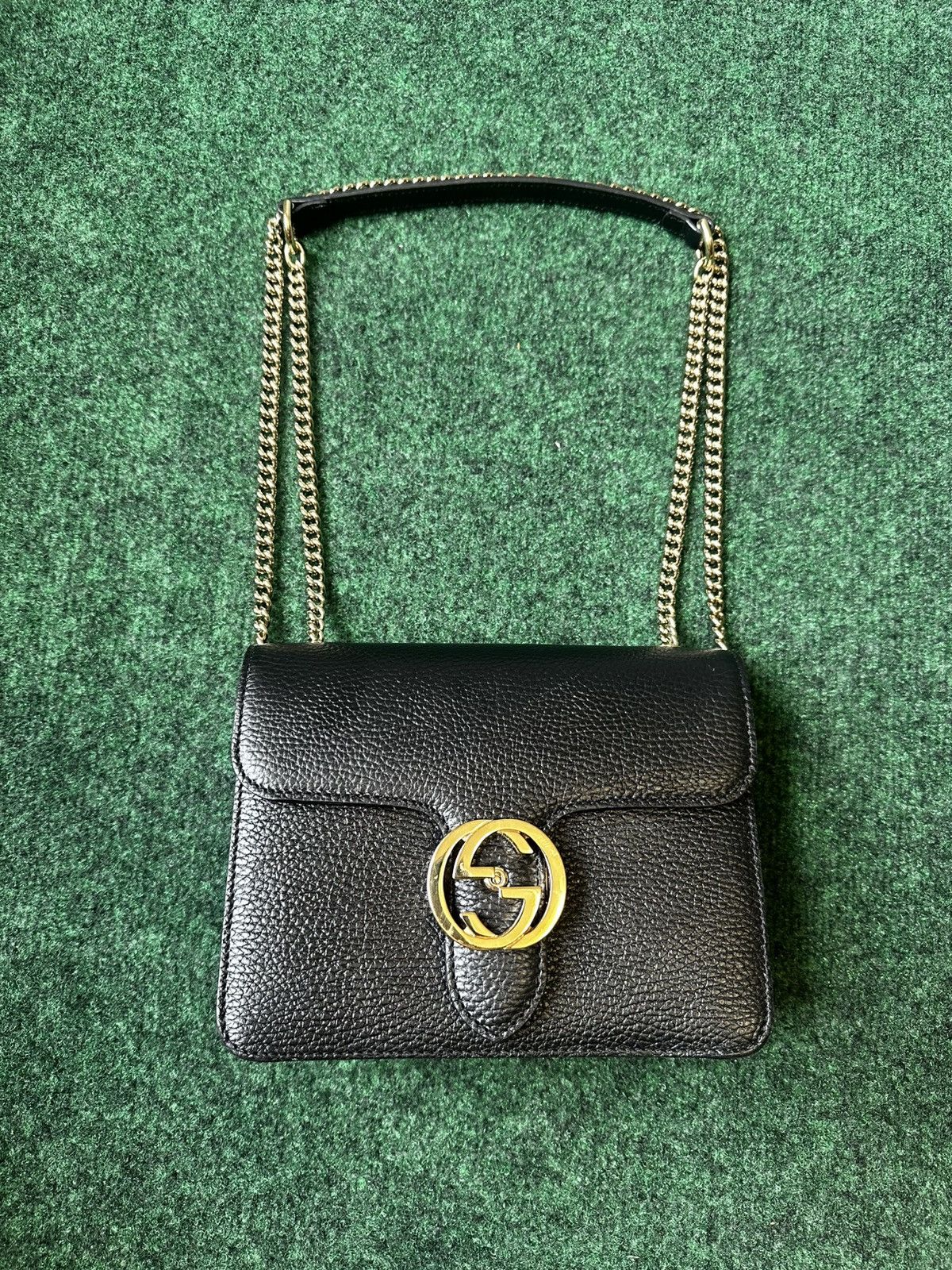 Gucci GG Interlocking Black Leather Shoulder Bag 510304