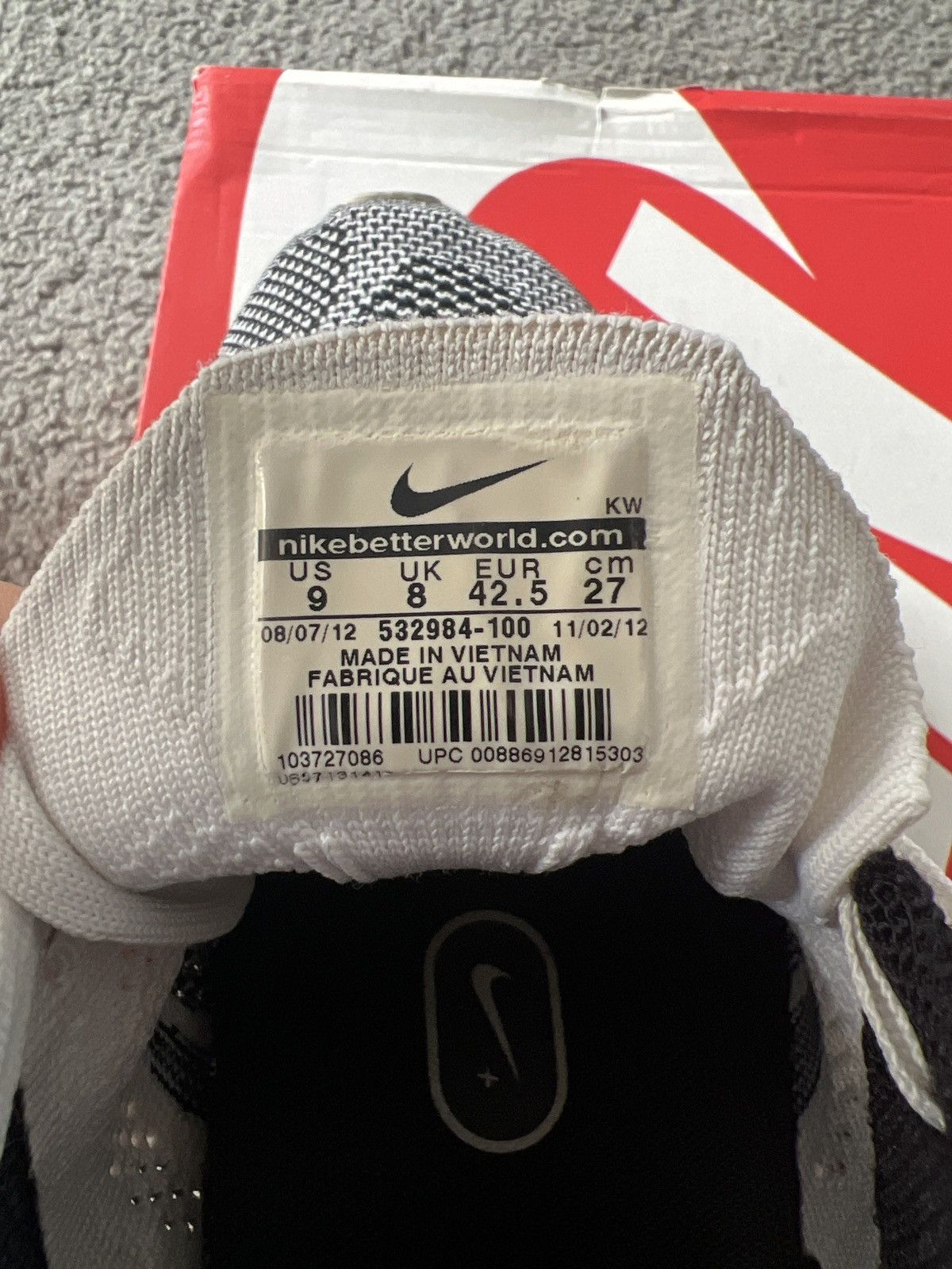 Nike Nike Flyknit Trainer White 2012 Size 9 Kanye West Yeknit Size US 9 / EU 42 - 5 Thumbnail