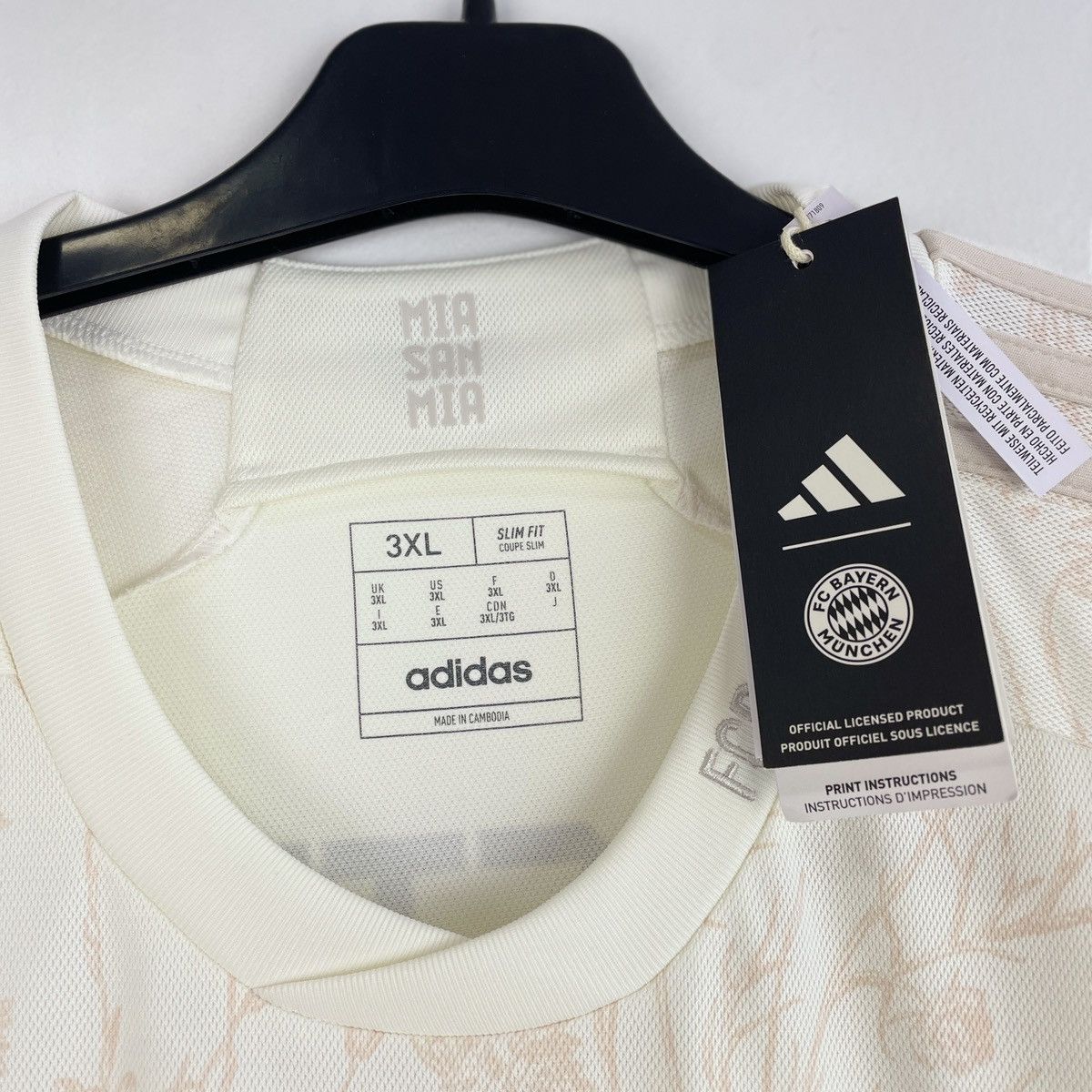 Adidas Bayern Munich Leon Goretzka Third Jersey 2023/2024 size 3XL Size US XXL / EU 58 / 5 - 4 Thumbnail