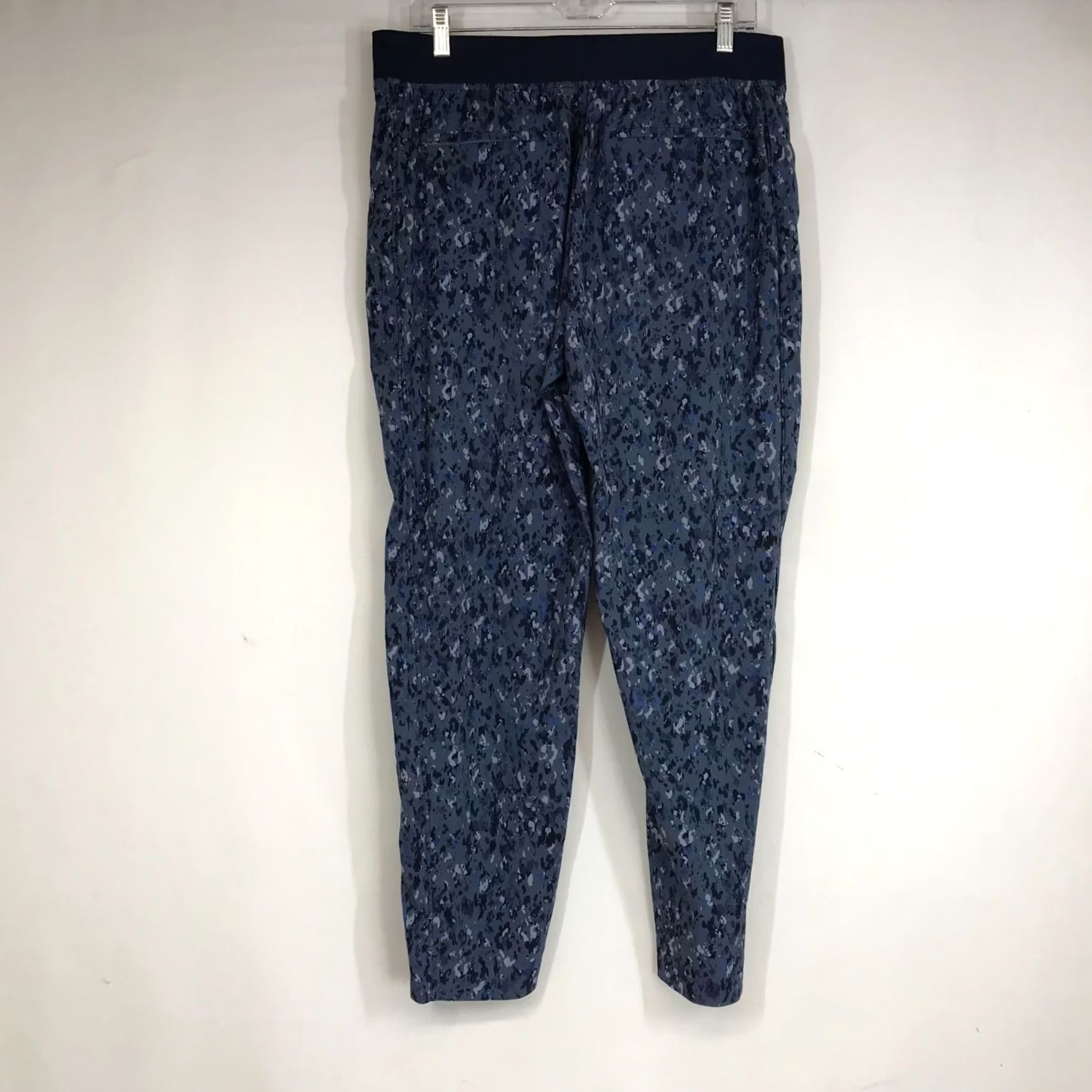 Athleta VINTAGE ATHLETA WOMEN'S 12 BLUE POLYESTER BLEND ELASTIC WAIST PANT Shirt? Size 34" / US 12 / IT 48 - 4 Thumbnail
