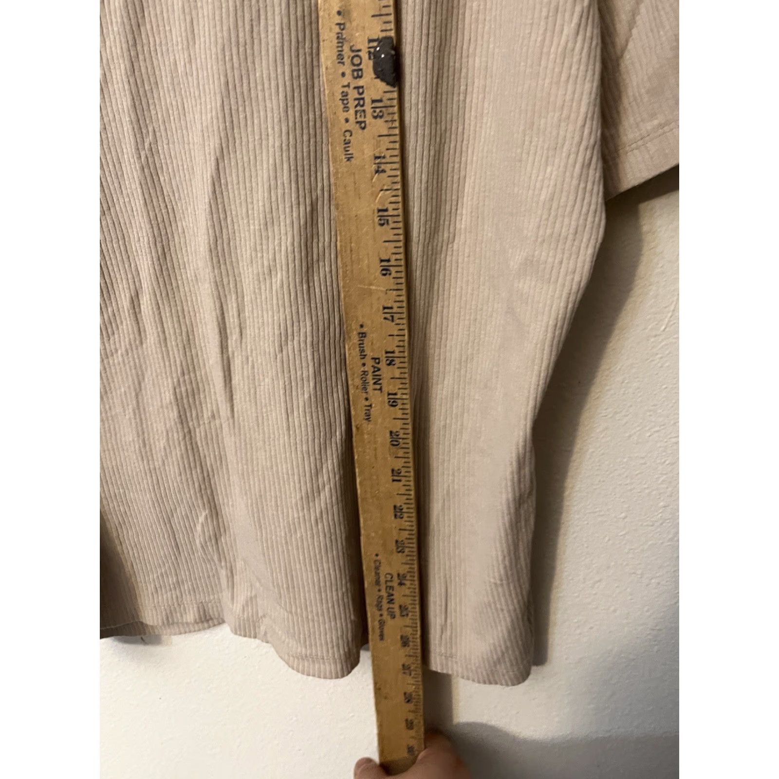 H&M H&M Slim Fit Taupe Waffle Knit Short Sleeve Shirt Size Large Size US L / EU 52-54 / 3 - 4 Thumbnail