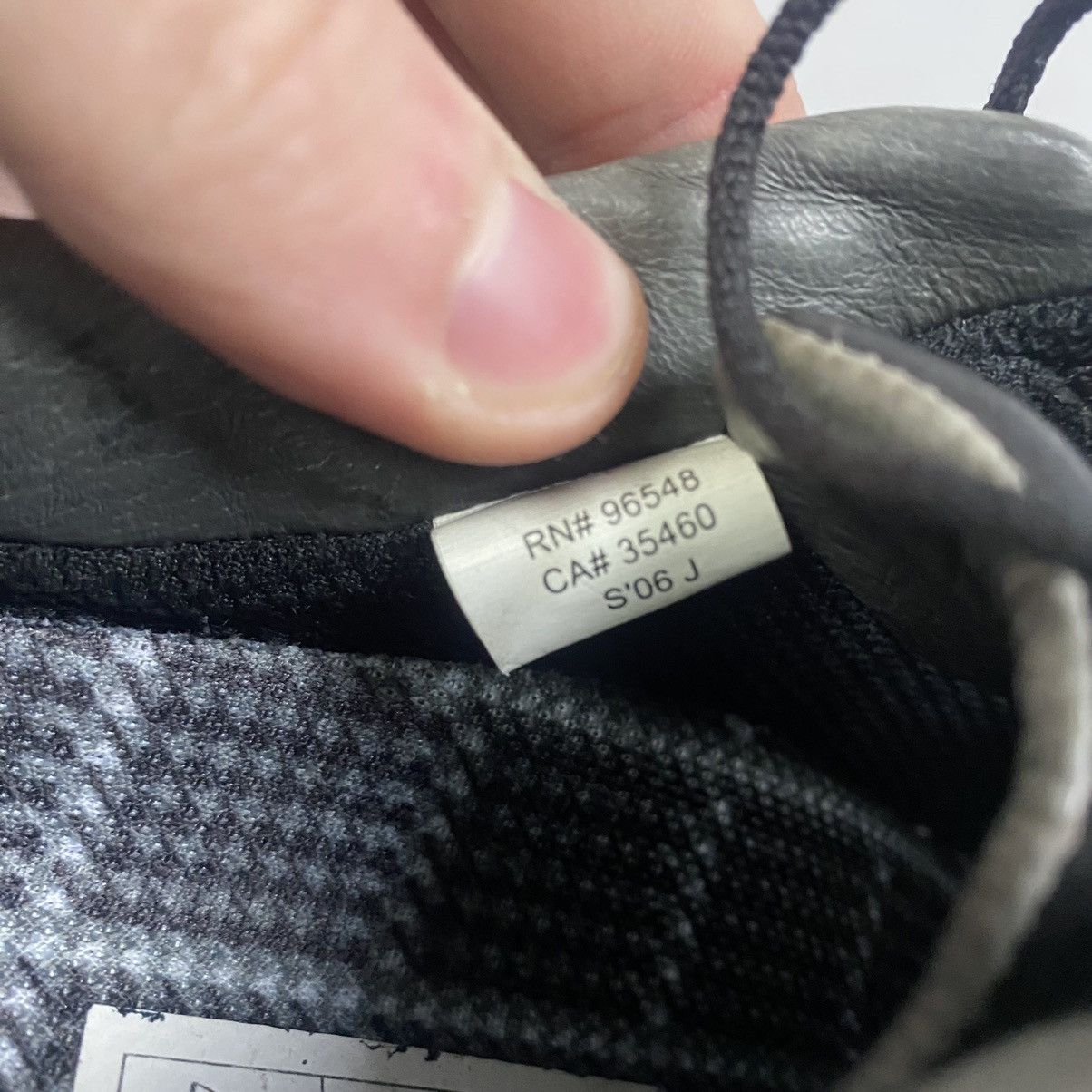 Oakley Vintage Oakley Sneakers 90s Y2K Size US 8 / EU 41 - 13 Thumbnail